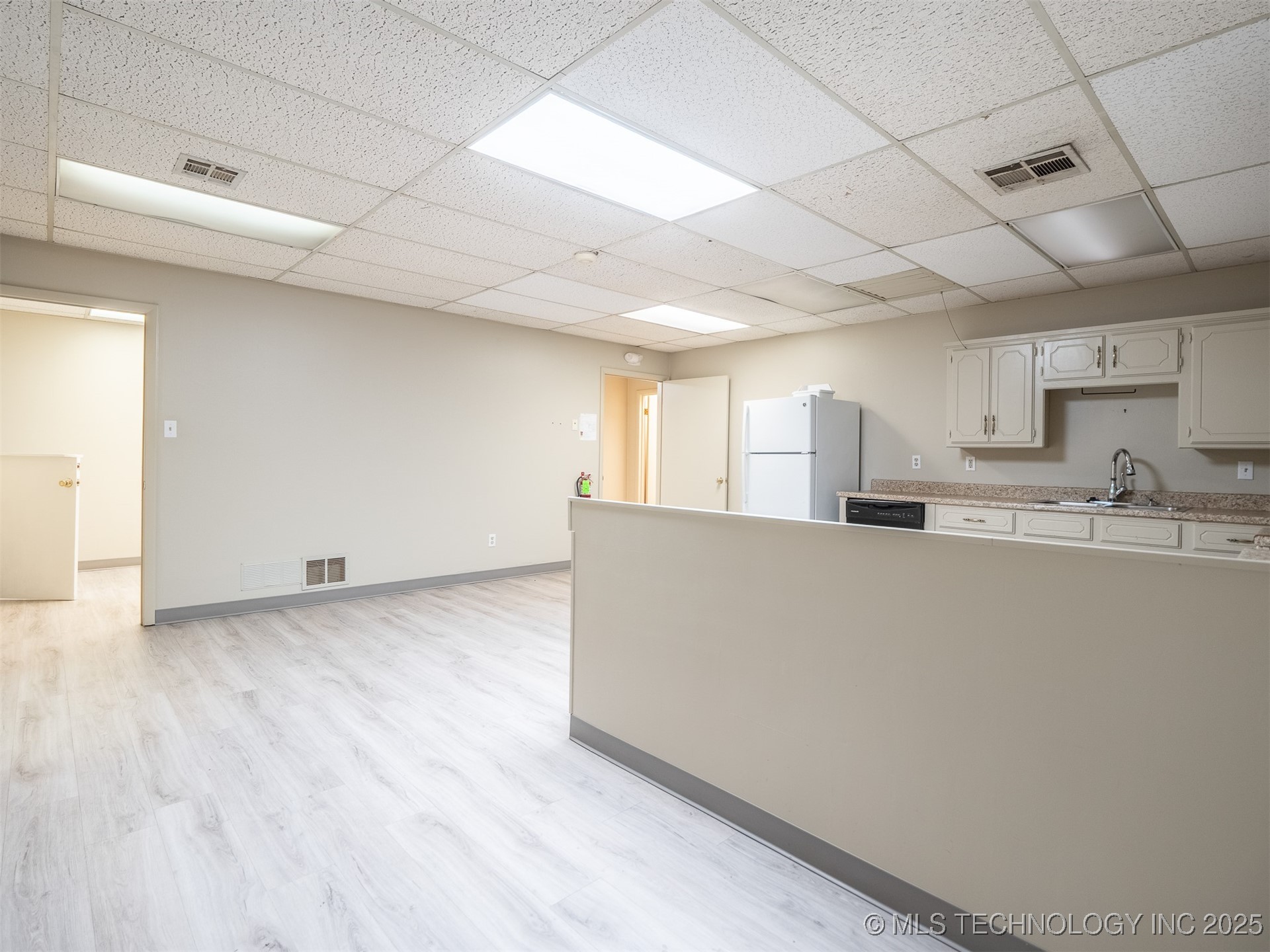 1201 E Wade Watts Property Photo 34