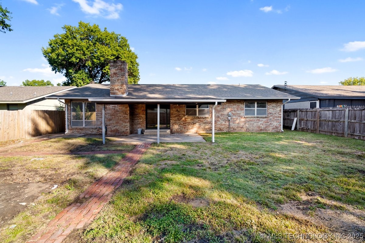 10918 E 28th Place Property Photo 20