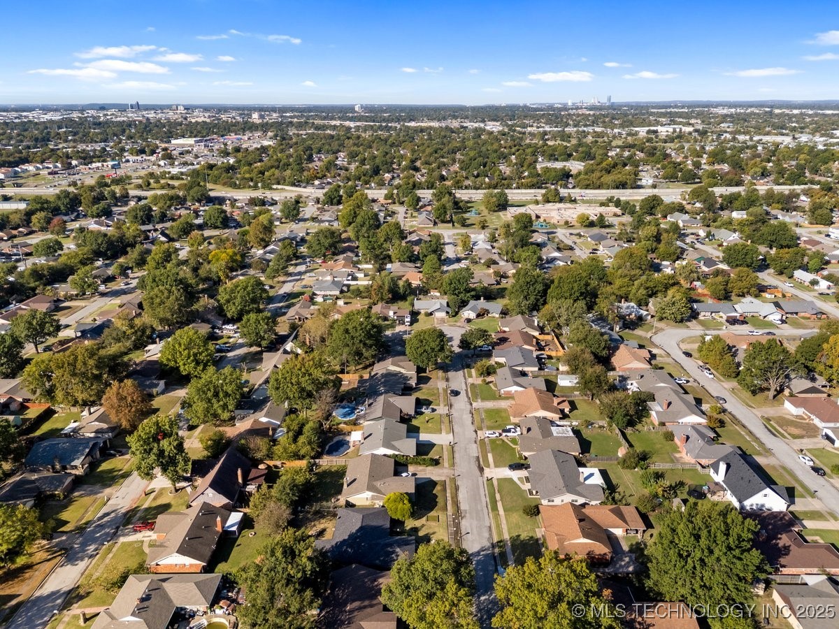 10918 E 28th Place Property Photo 26