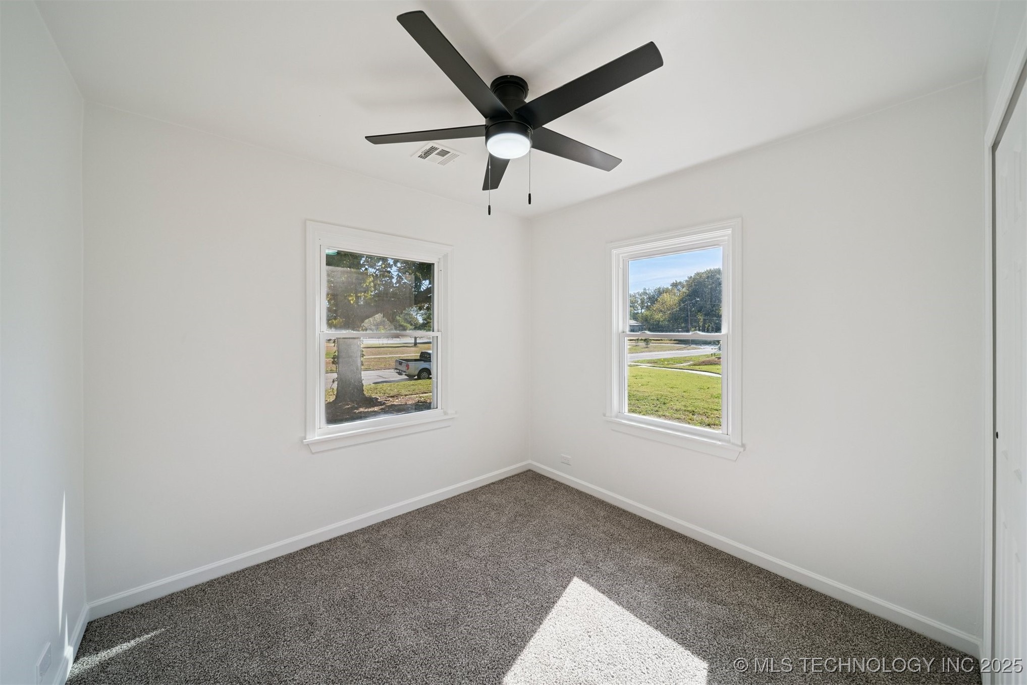 1622 N Cheyenne Avenue Property Photo 4