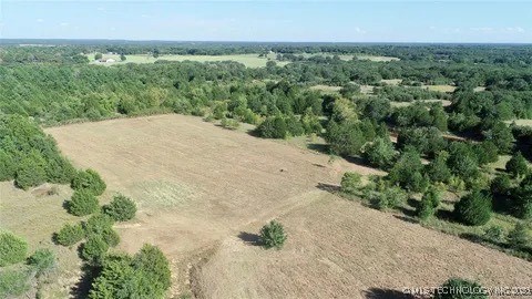 1220 Freedom Property Photo 5