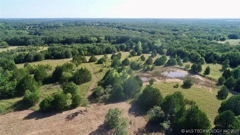 1220 Freedom Property Photo 6