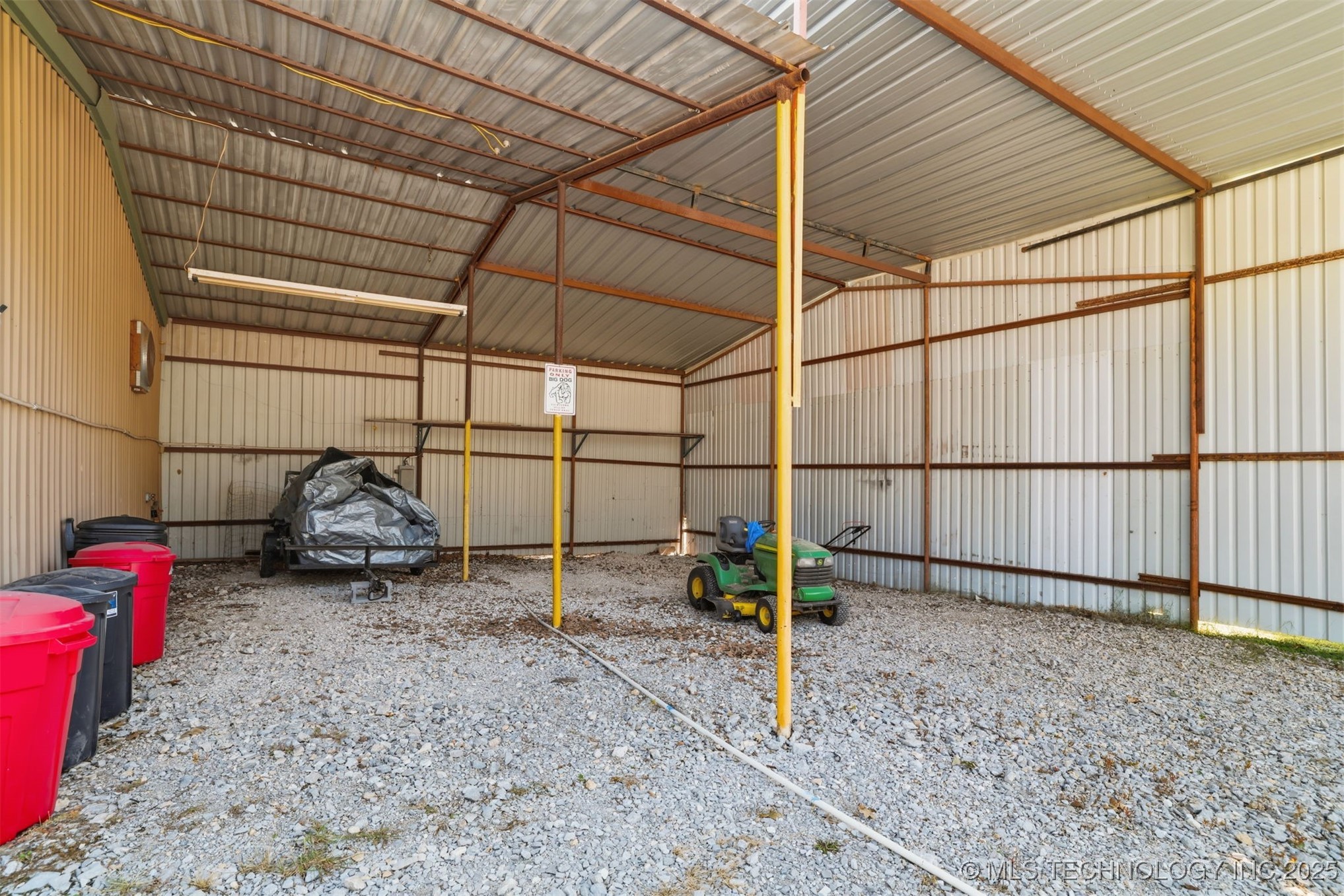 4042 3rd Ne Property Photo 32