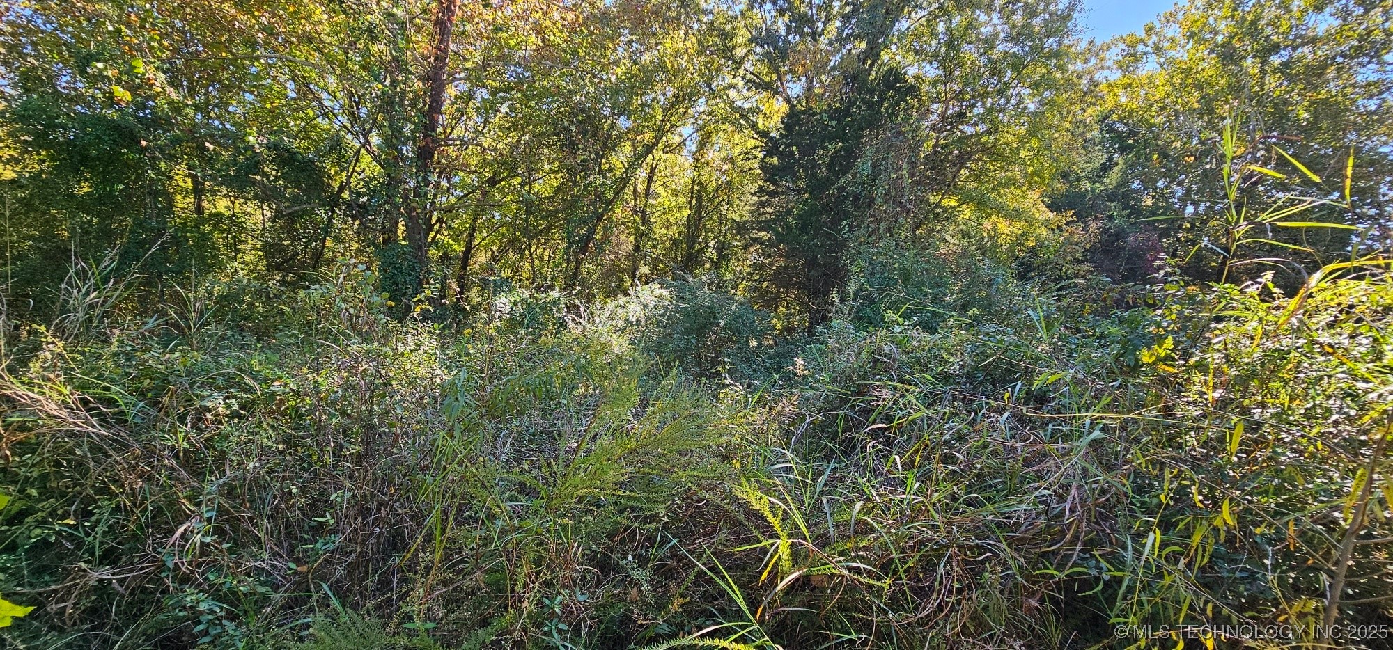 000000 E 1030 Road Property Photo 2