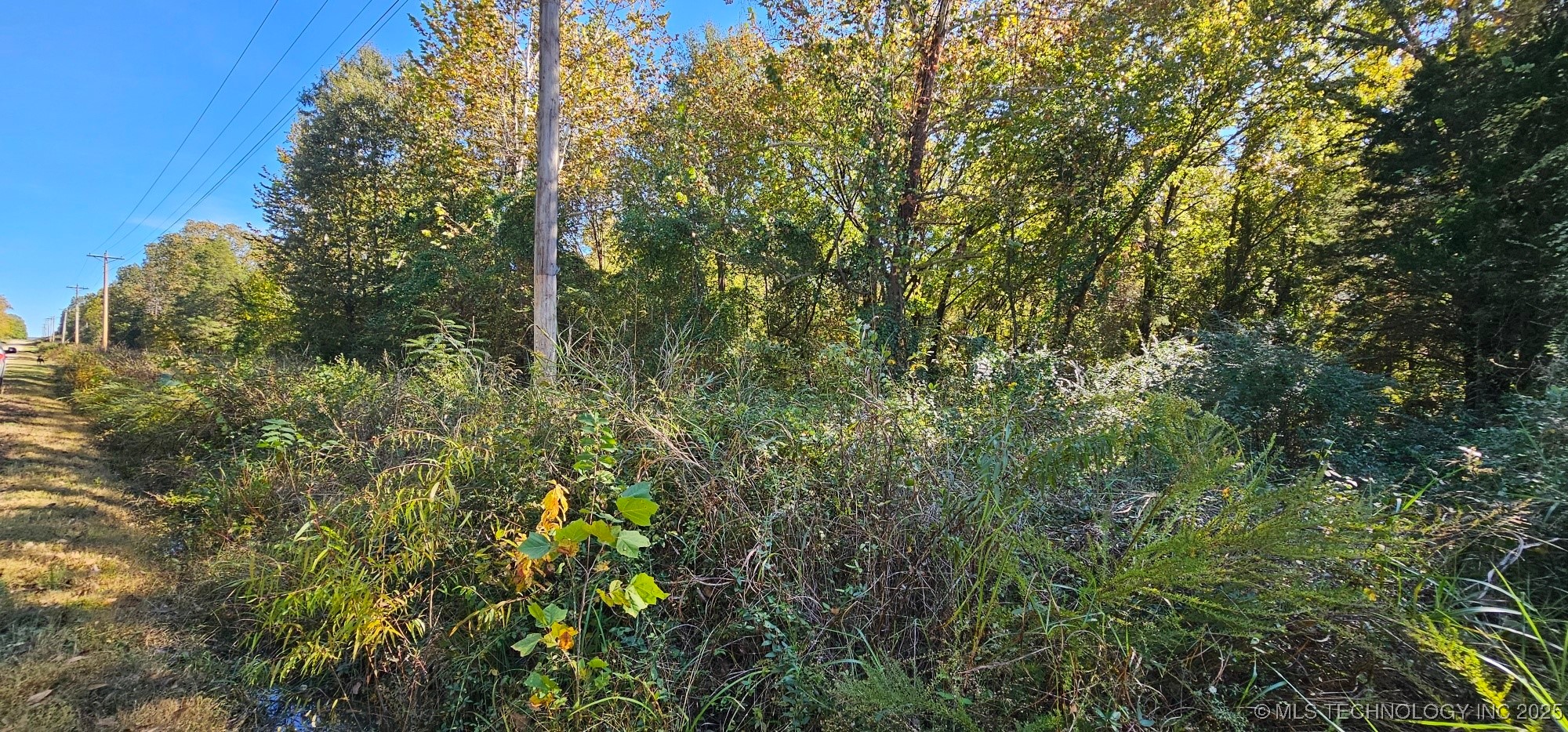 000000 E 1030 Road Property Photo 3