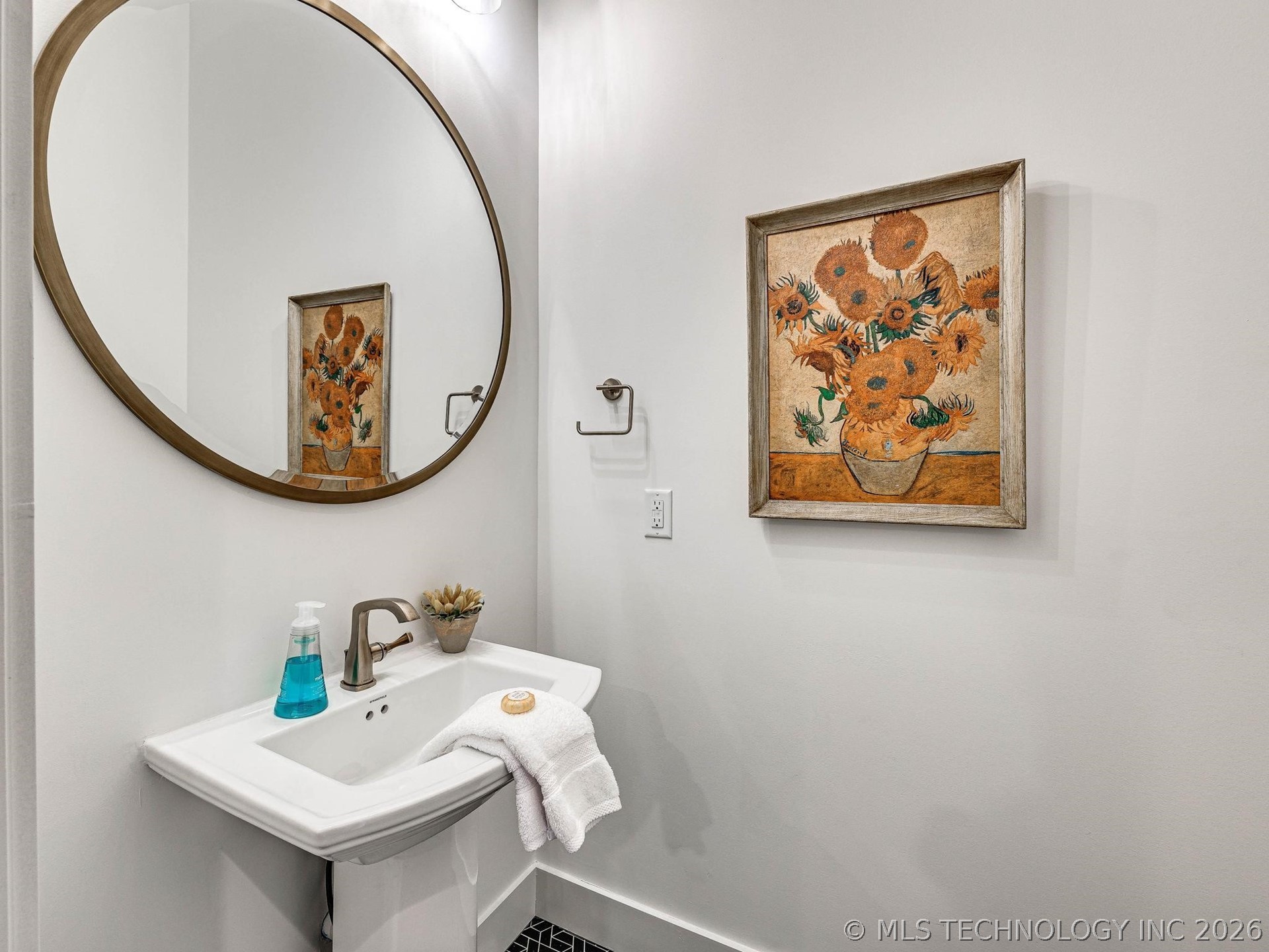 111 Lower Greenway Property Photo 35