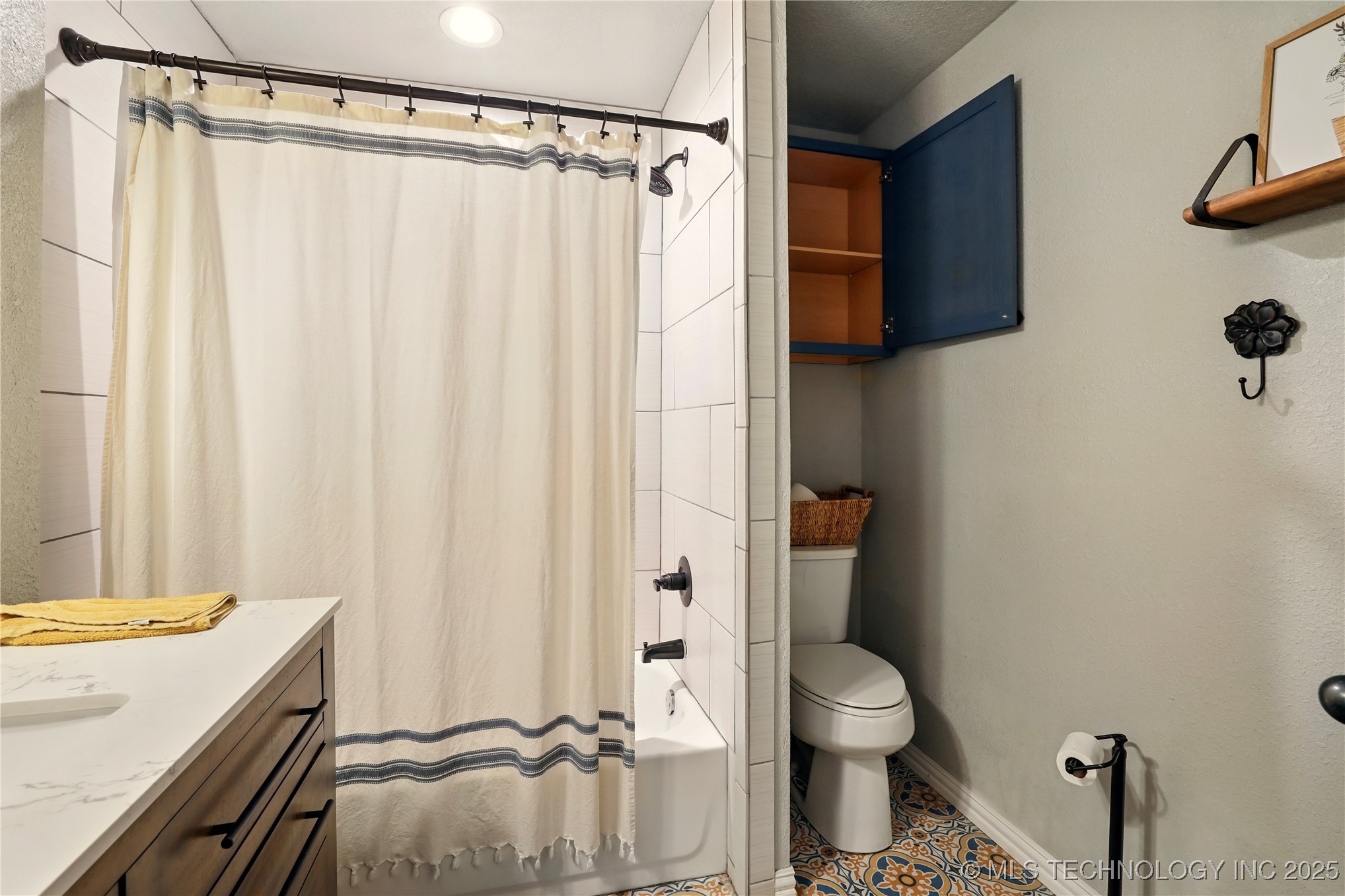 300 Michelle Property Photo 18