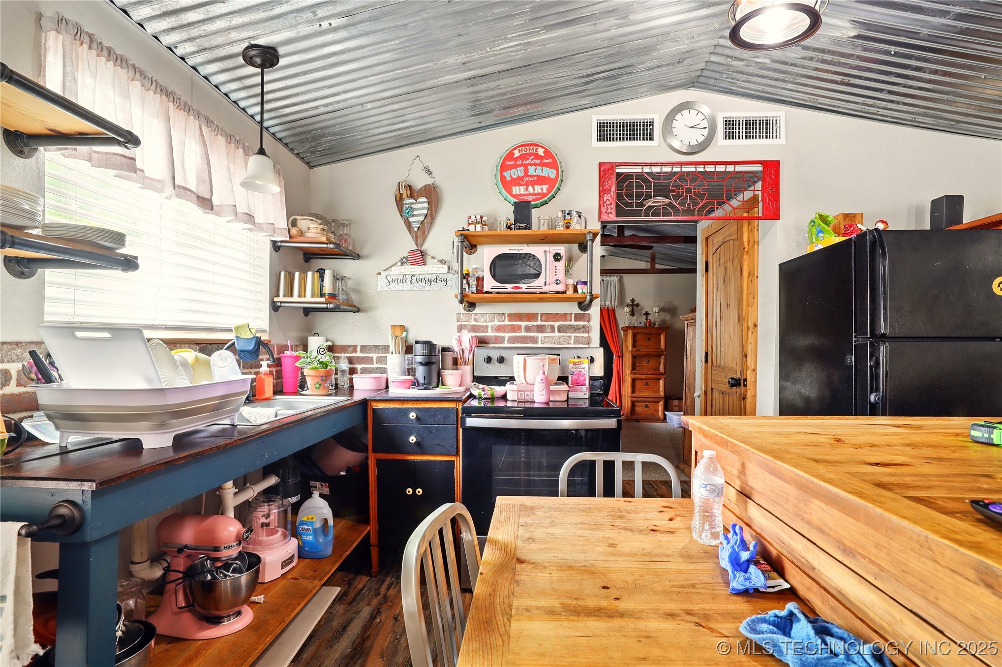 300 Michelle Property Photo 26