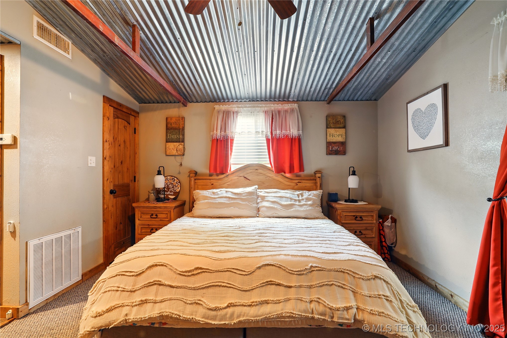 300 Michelle Property Photo 28