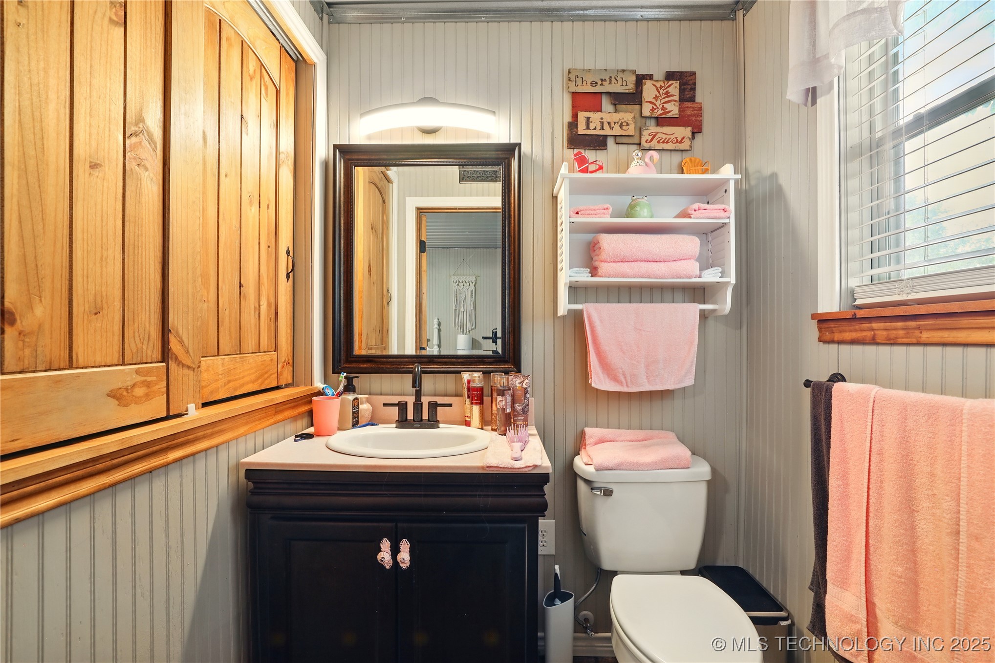 300 Michelle Property Photo 33