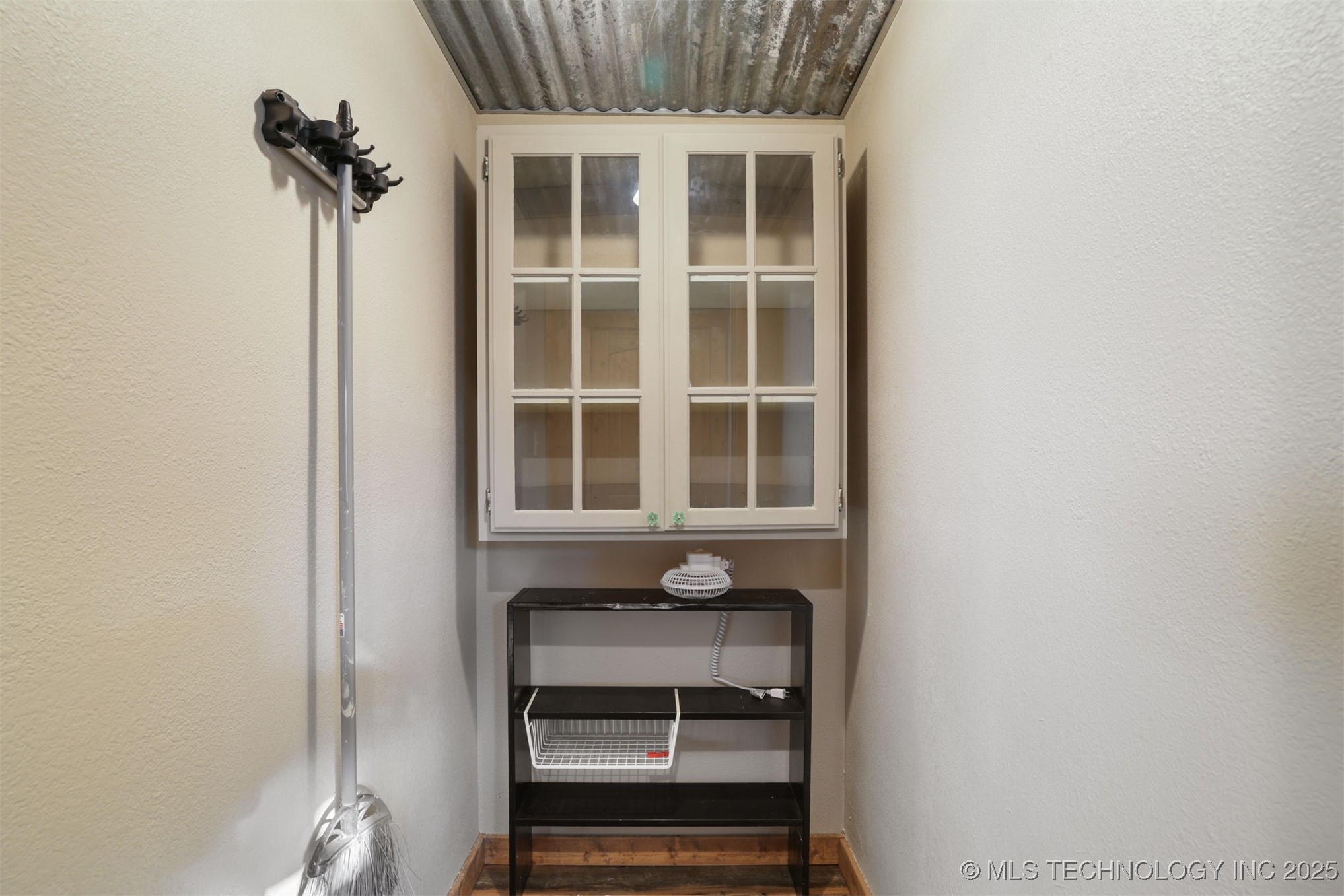 300 Michelle Property Photo 44