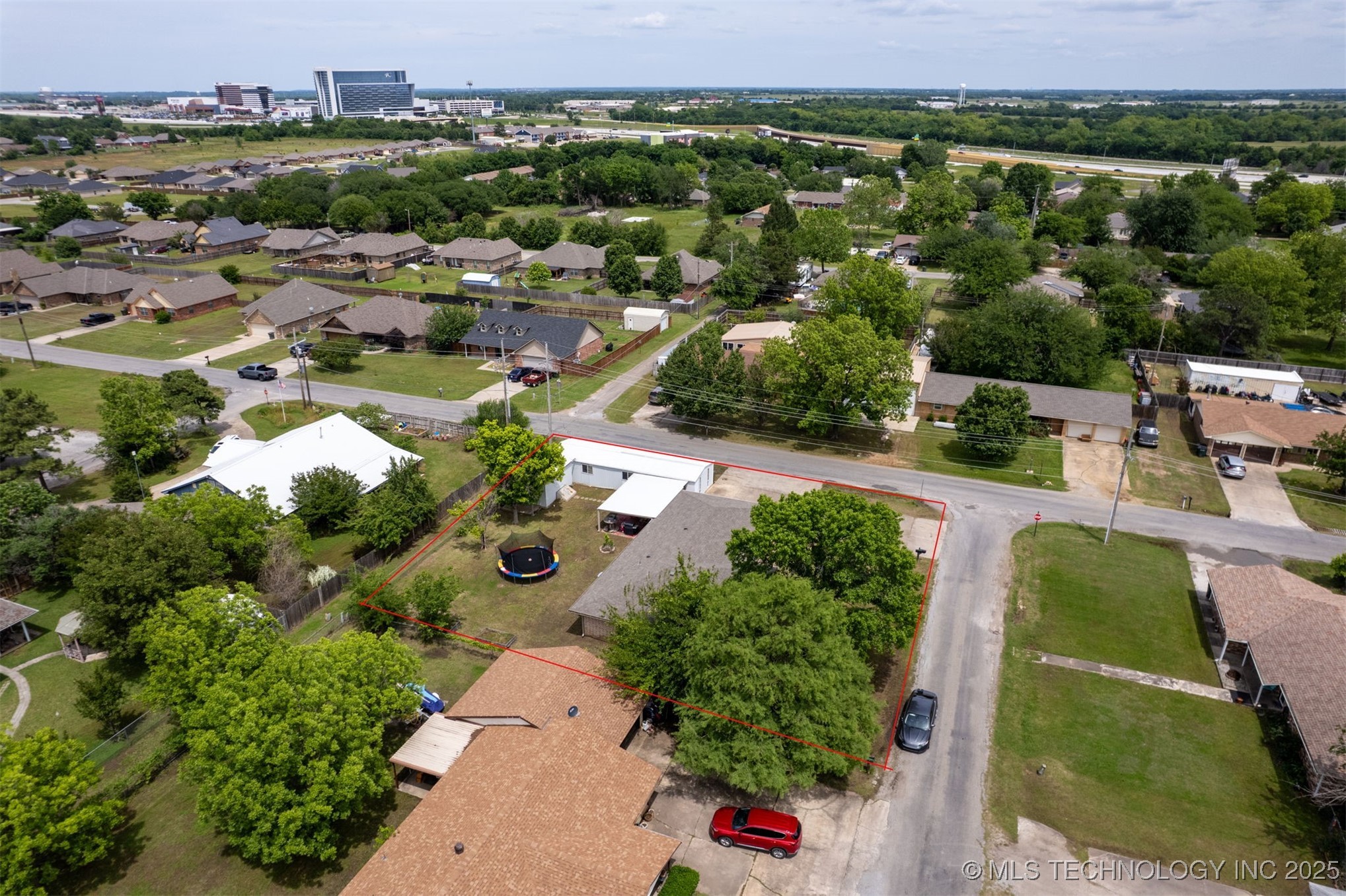 300 Michelle Property Photo 48