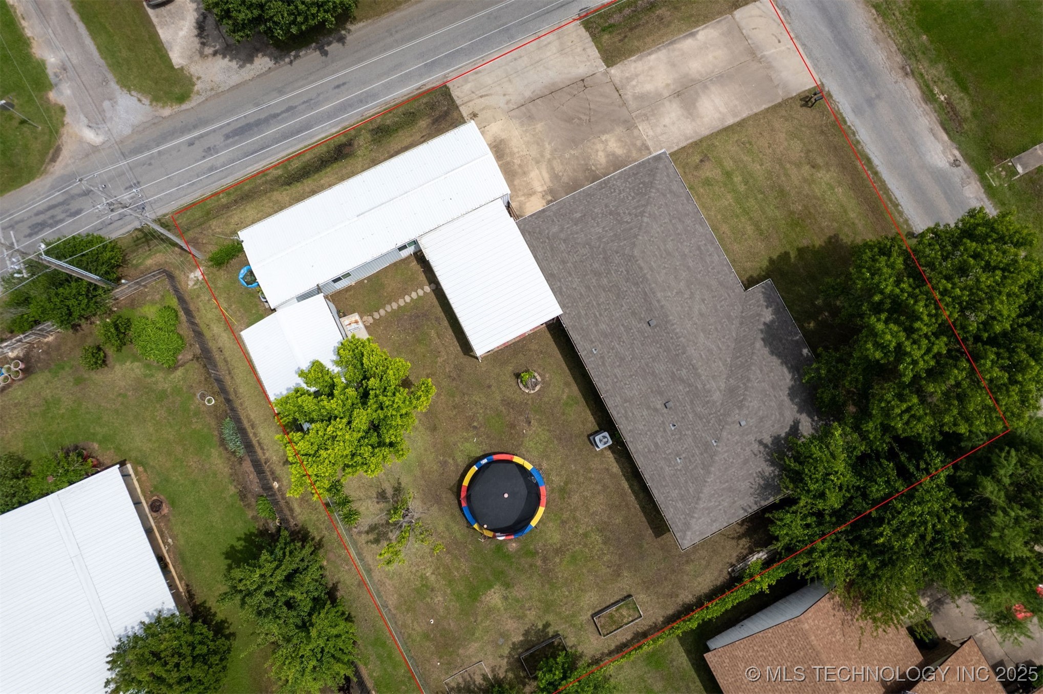 300 Michelle Property Photo 49