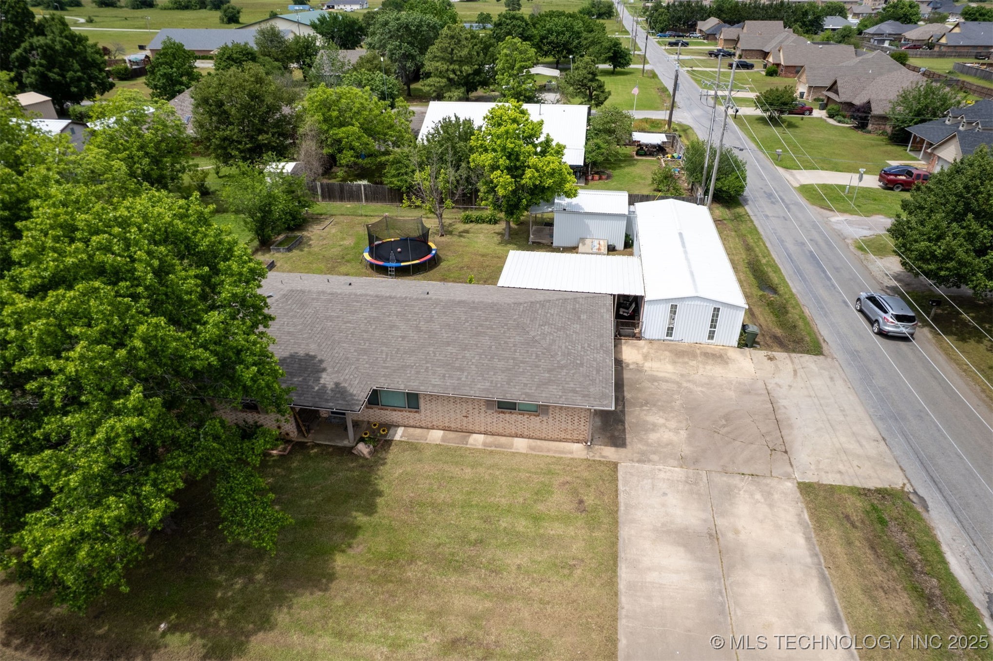 300 Michelle Property Photo 51