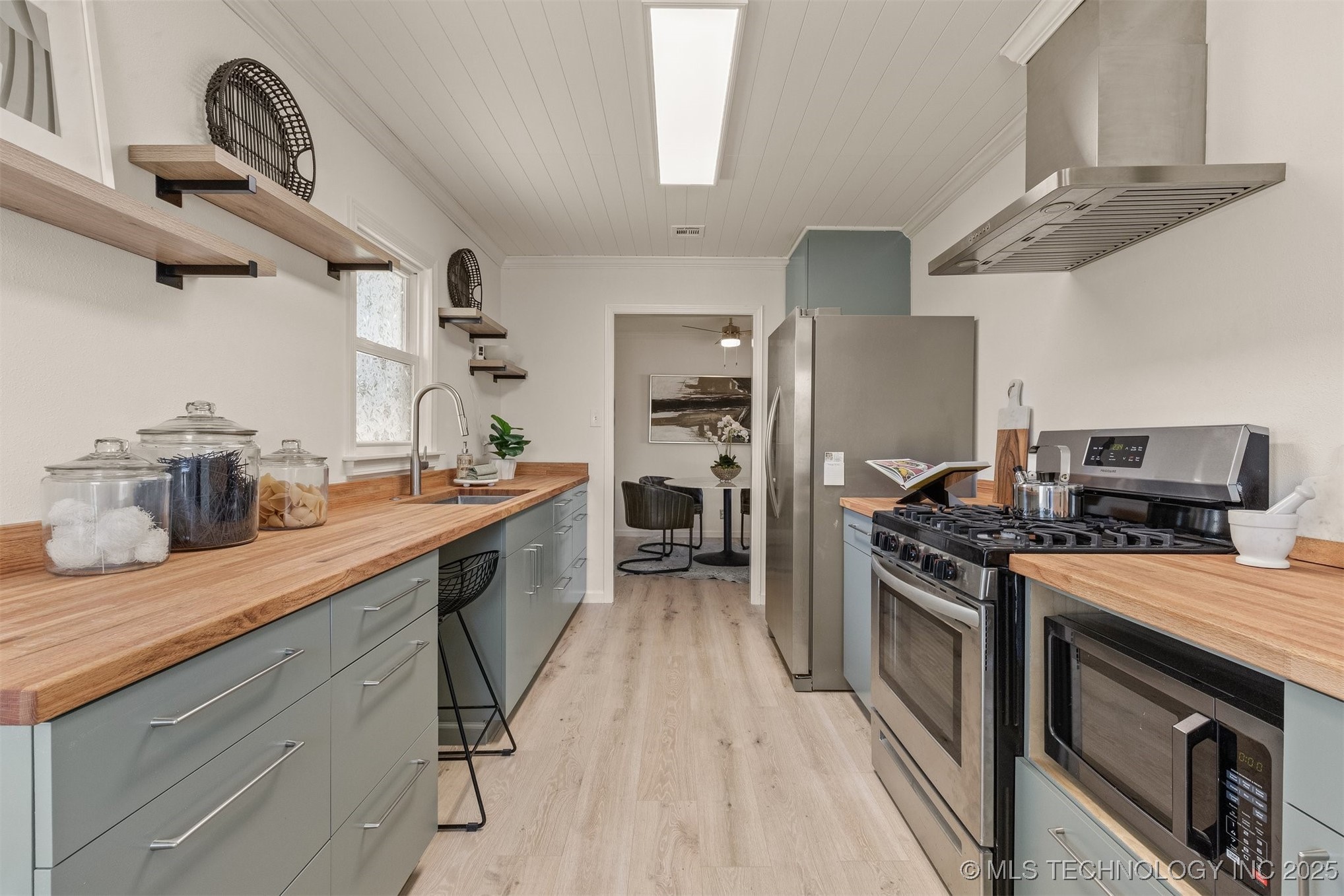 1403 E 52nd Street Property Photo 10