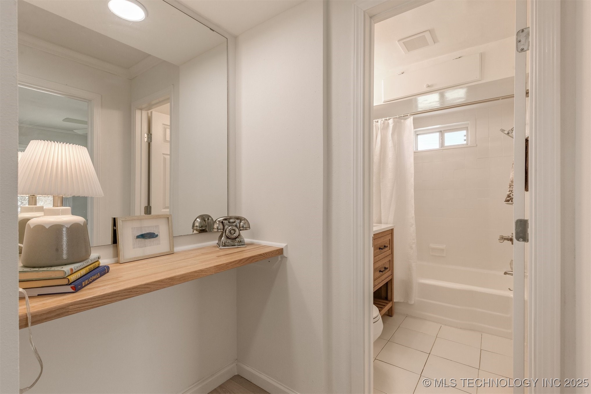 1403 E 52nd Street Property Photo 14