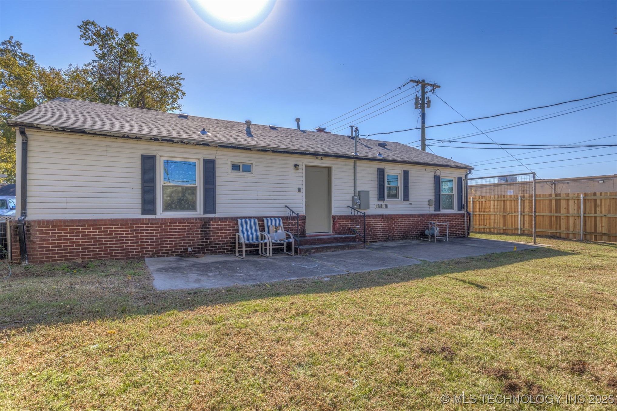 1403 E 52nd Street Property Photo 20