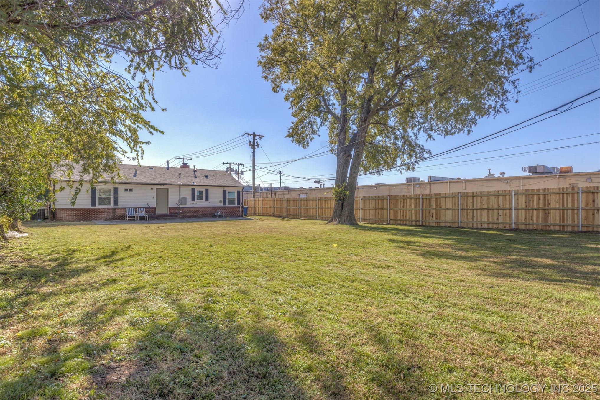 1403 E 52nd Street Property Photo 22