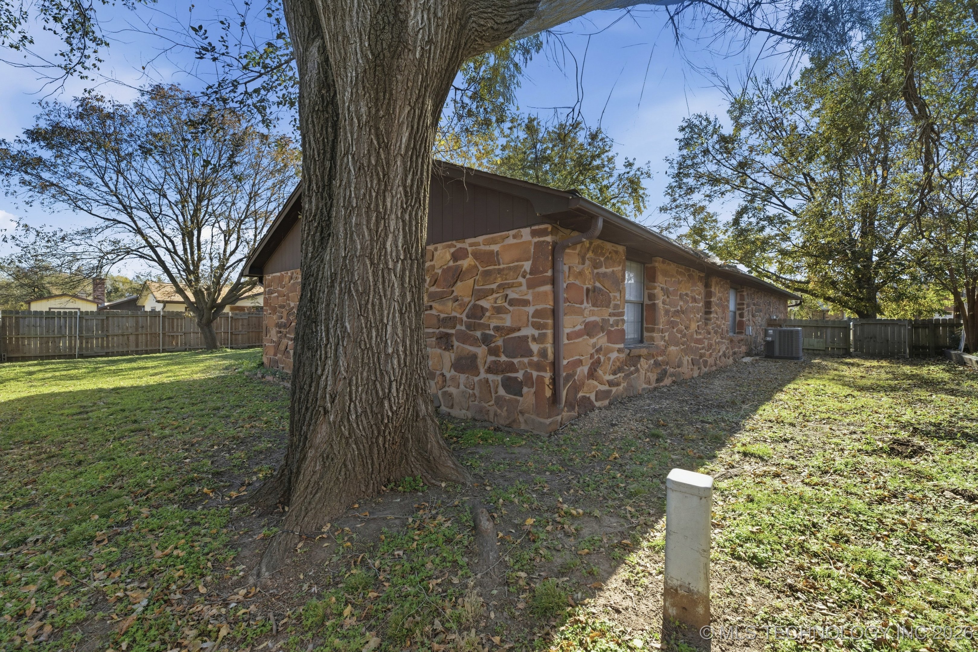 3918 Harvey Road Property Photo 24