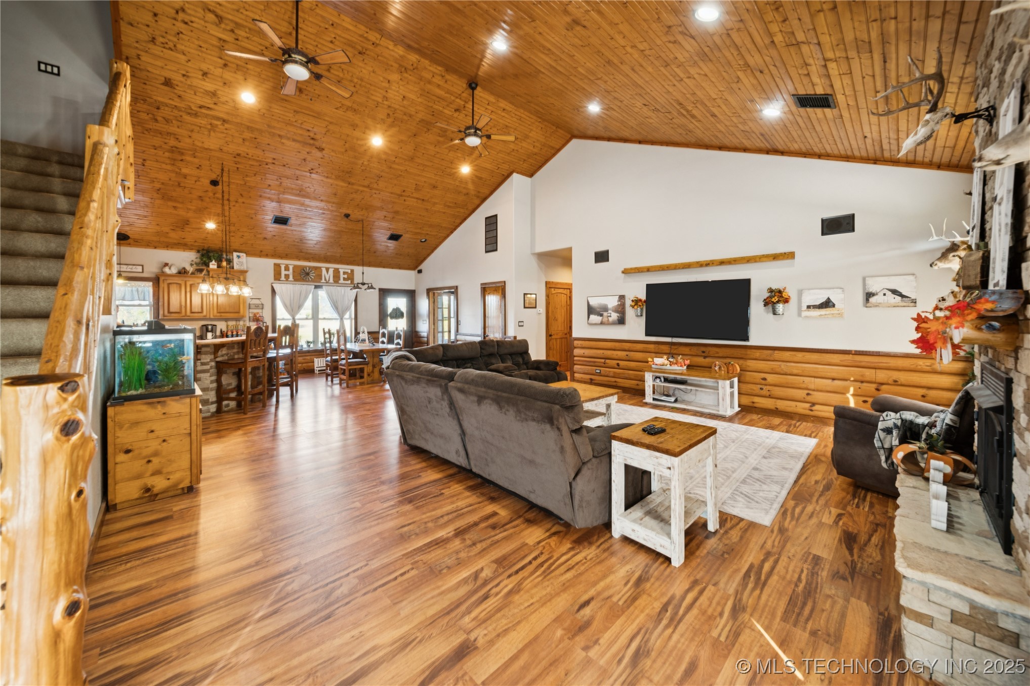 19300 E 590 Road Property Photo 8