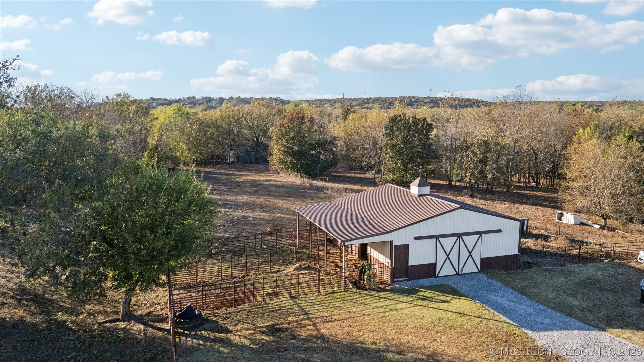 19300 E 590 Road Property Photo 41