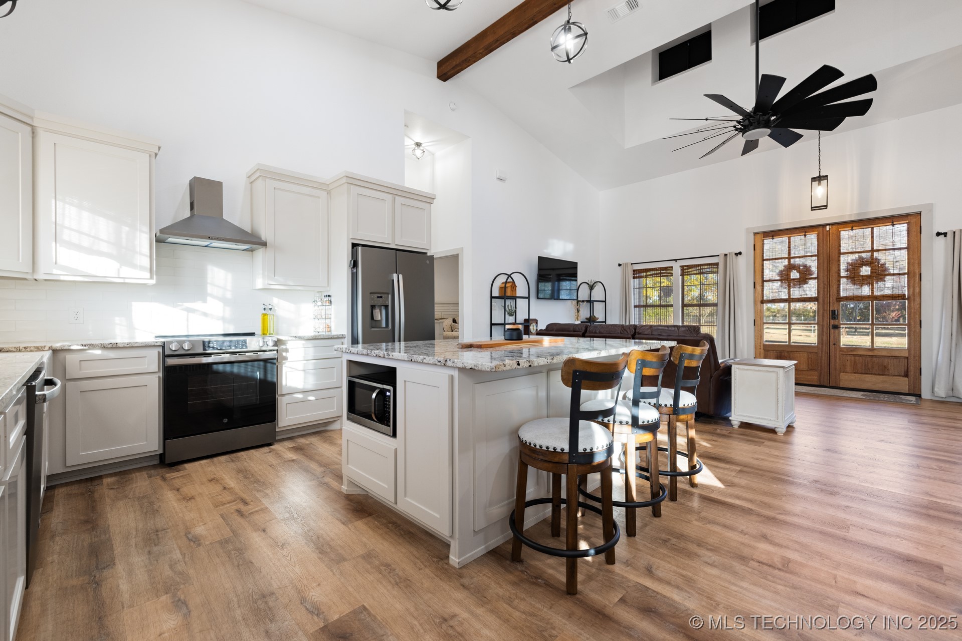 986 N 4430 Road Property Photo 12