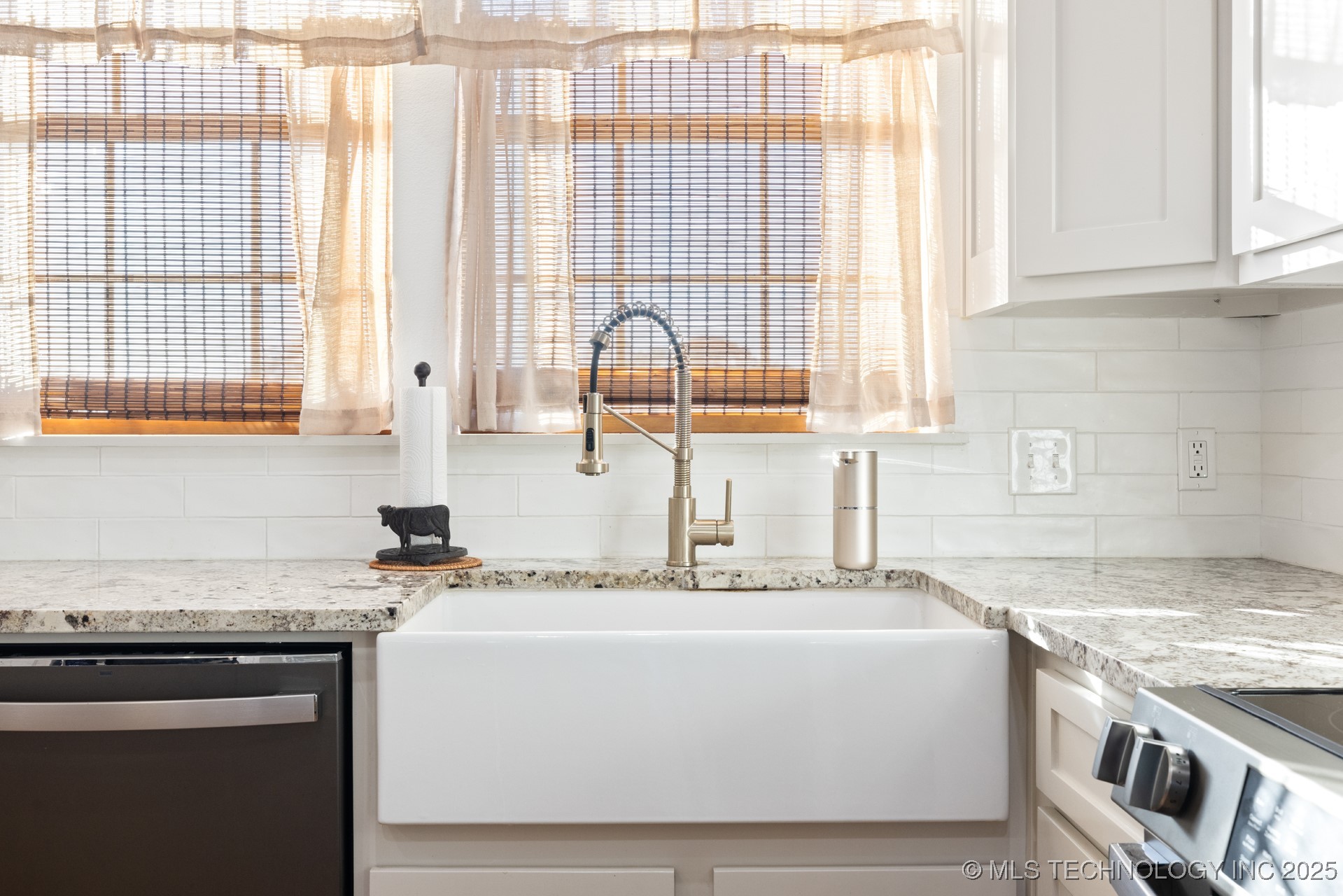 986 N 4430 Road Property Photo 15