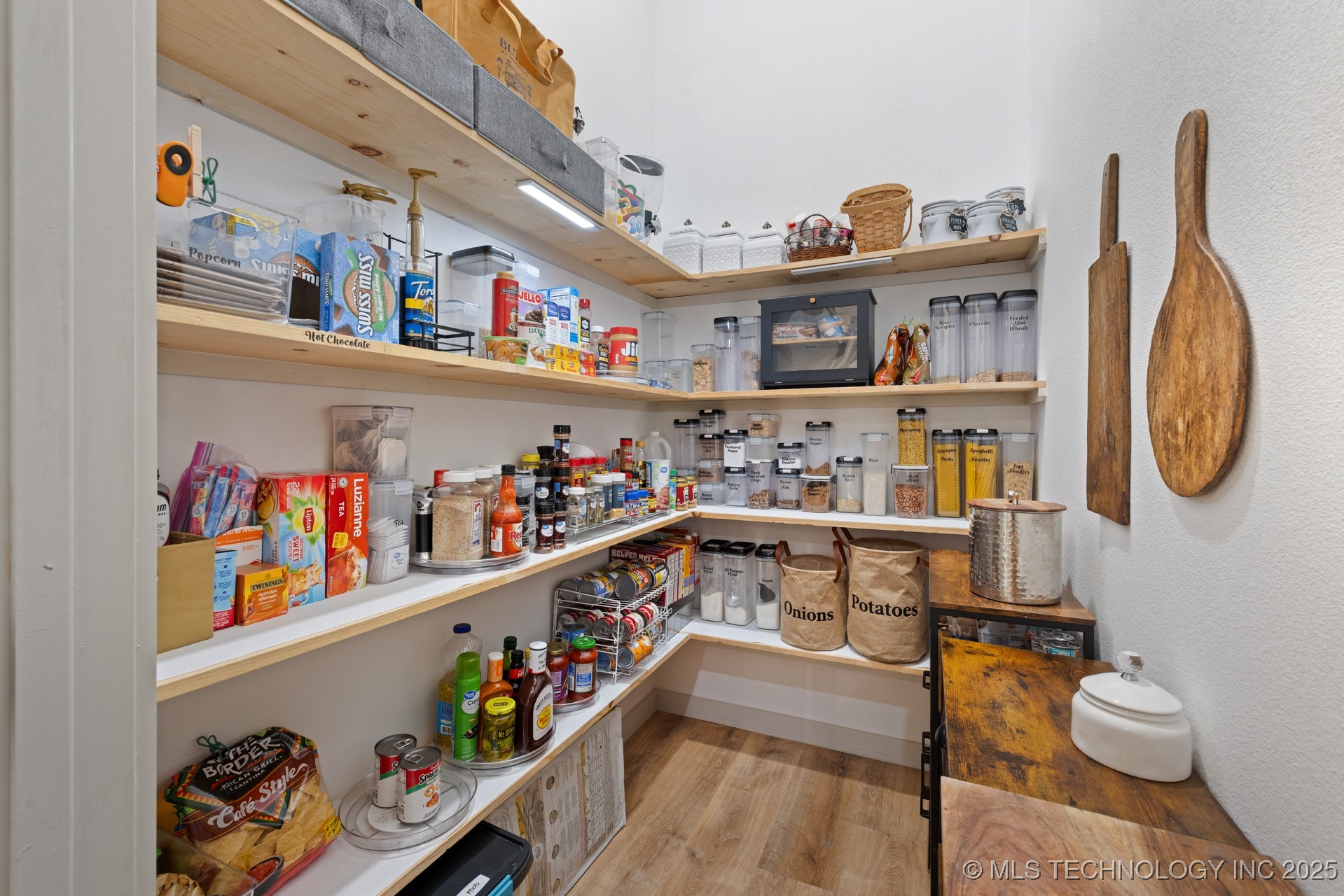 986 N 4430 Road Property Photo 30