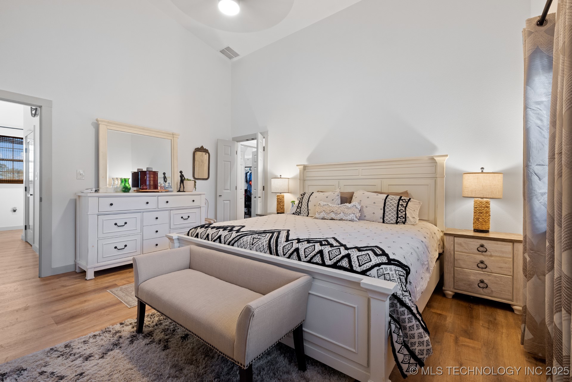 986 N 4430 Road Property Photo 33