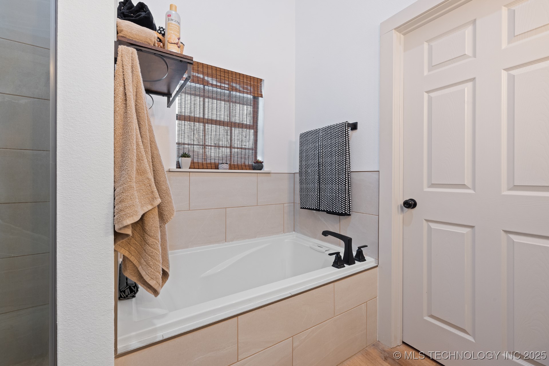 986 N 4430 Road Property Photo 39