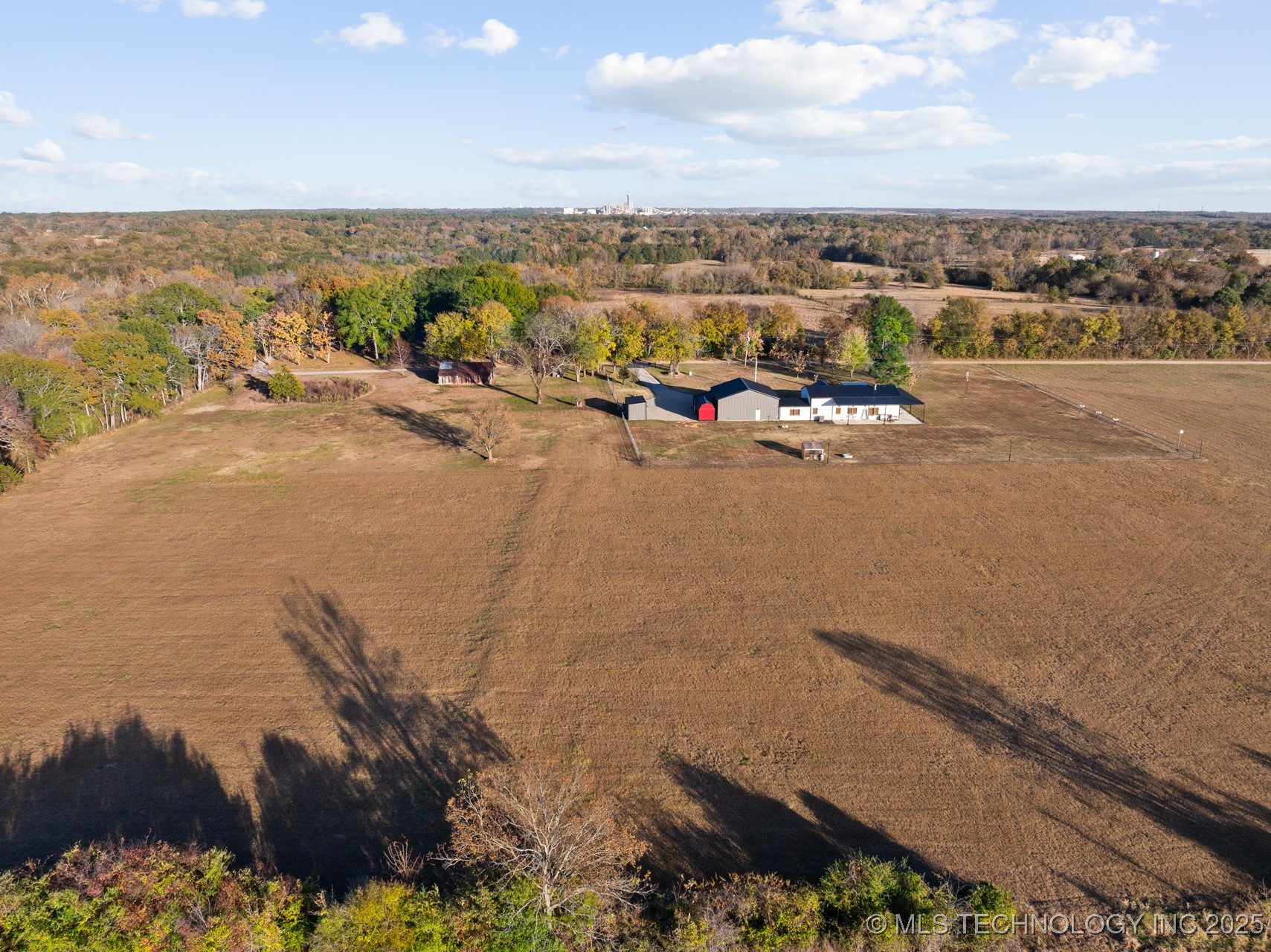 986 N 4430 Road Property Photo 57