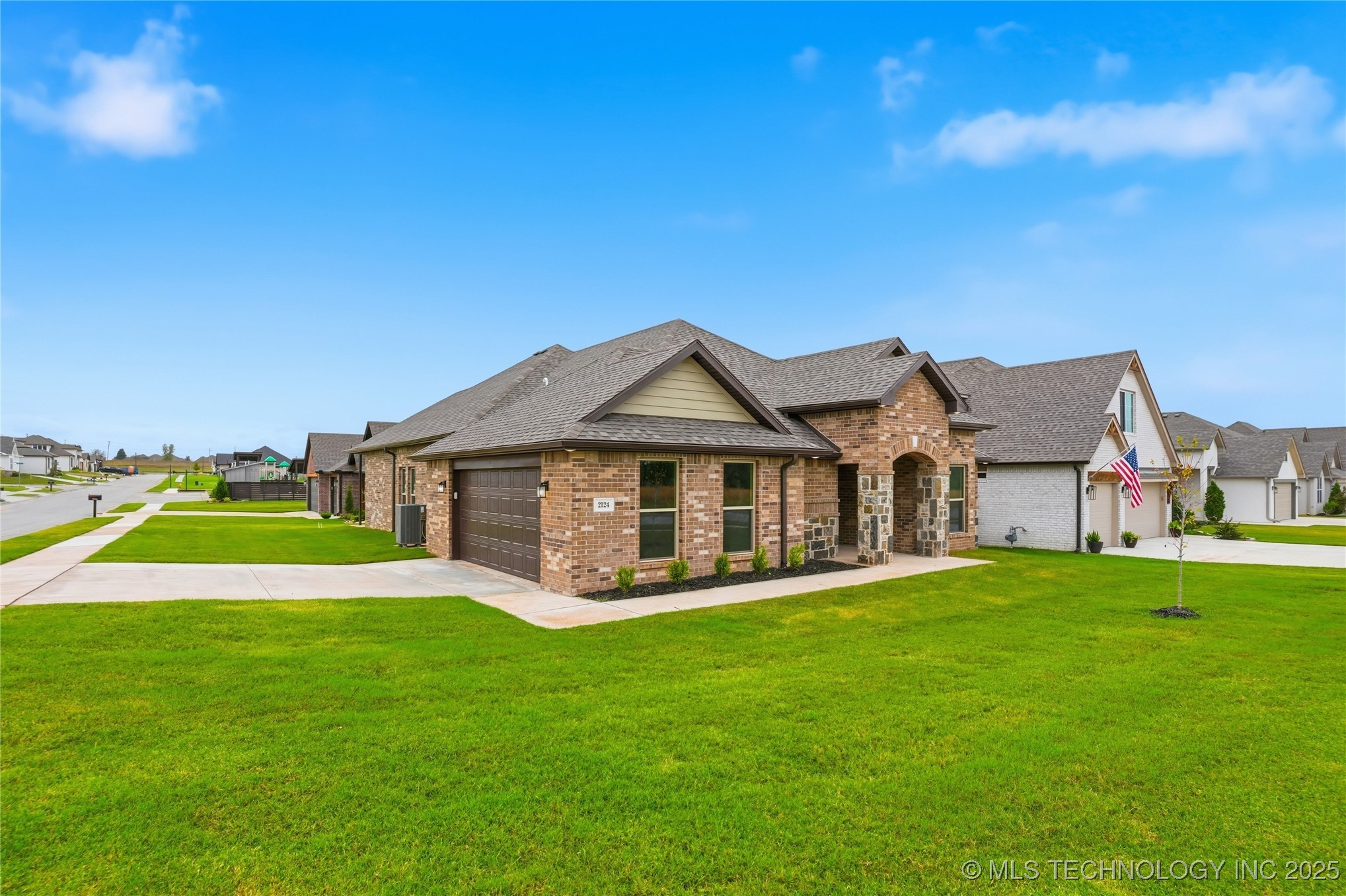 2124 E 128th Place S Property Photo 8