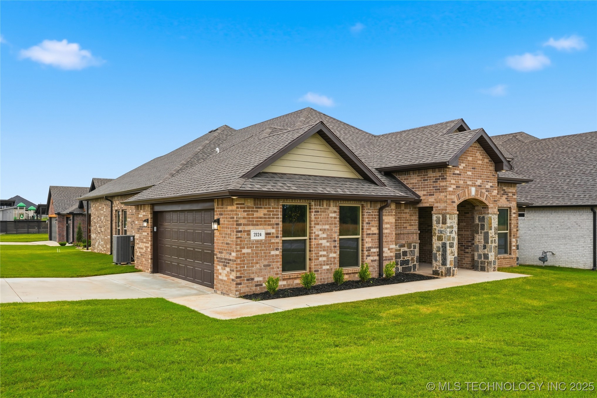 2124 E 128th Place S Property Photo 9