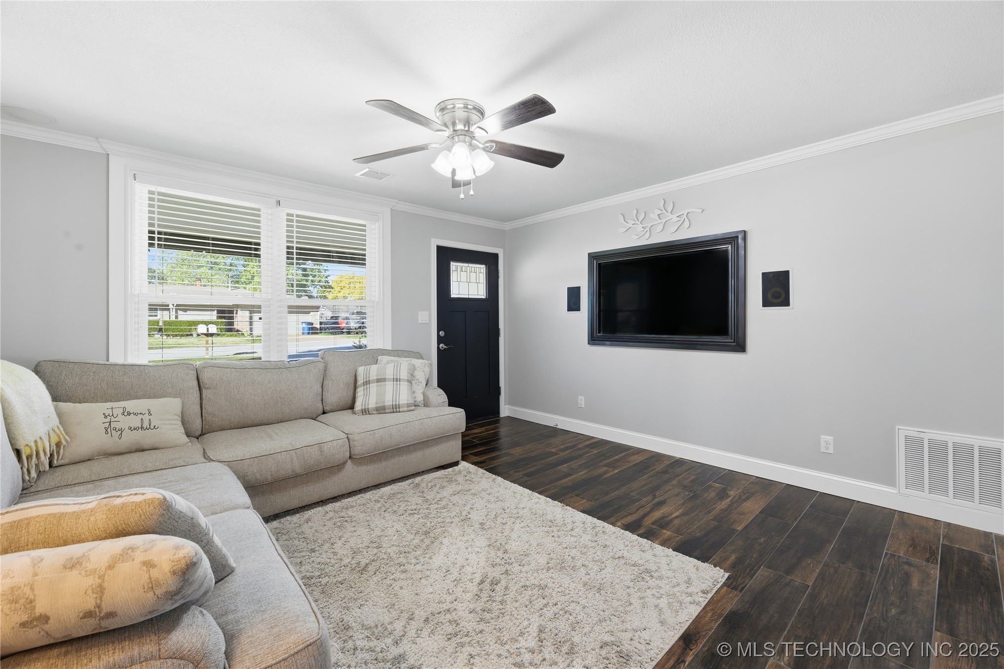 17215 S 91st East Avenue Property Photo 5