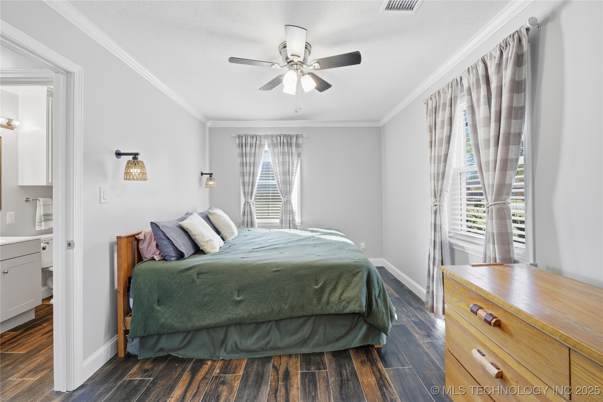 17215 S 91st East Avenue Property Photo 9