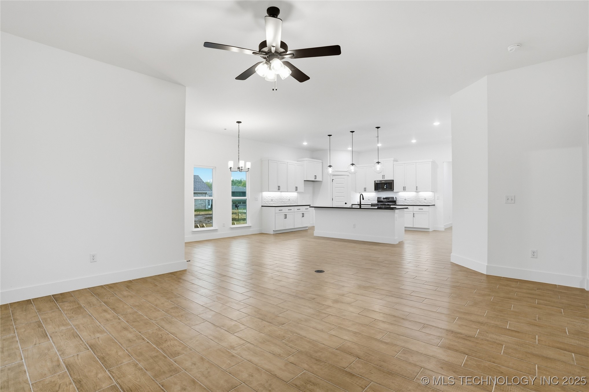 2068 E 129th Place S Property Photo 11