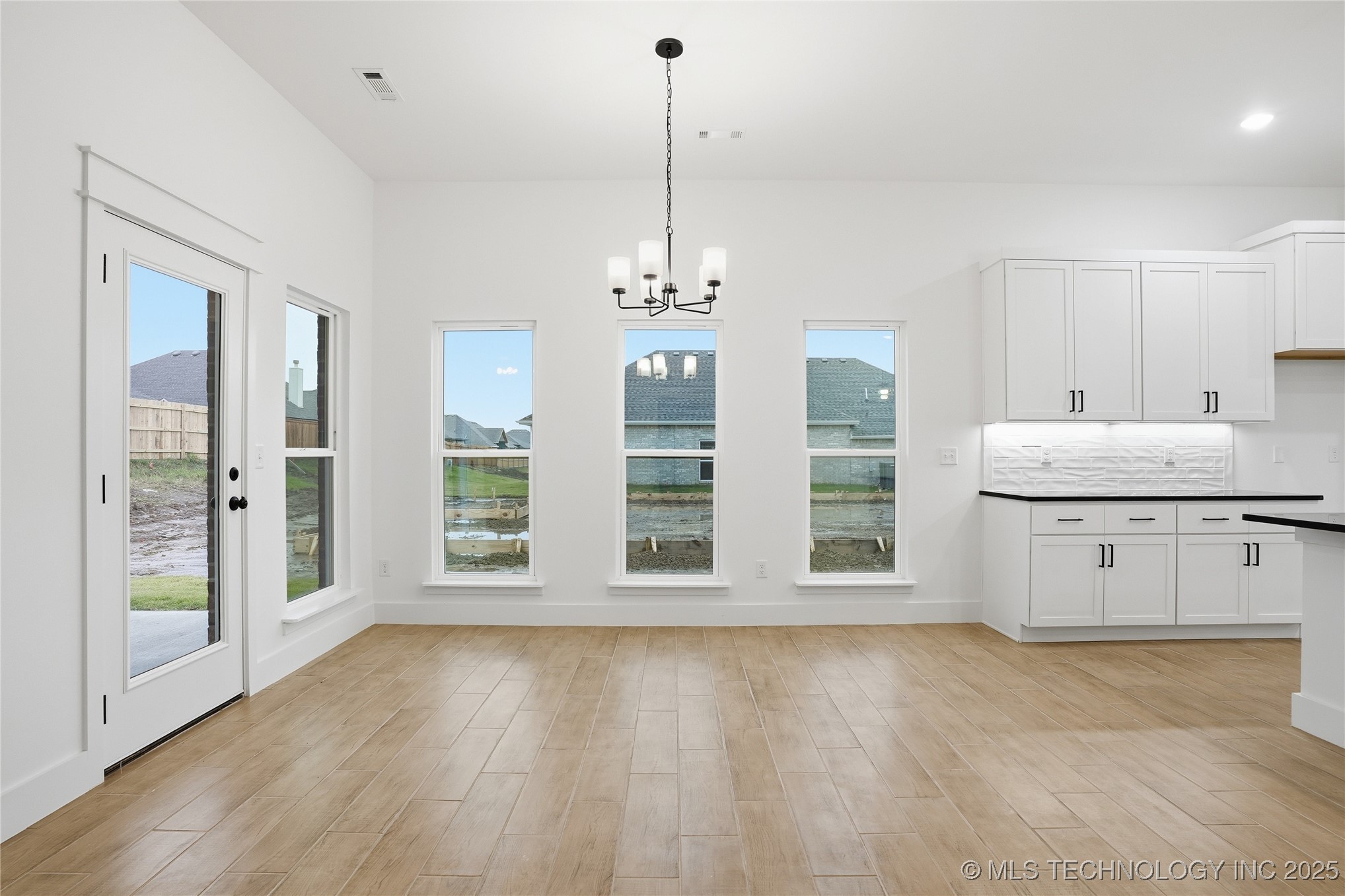 2068 E 129th Place S Property Photo 16