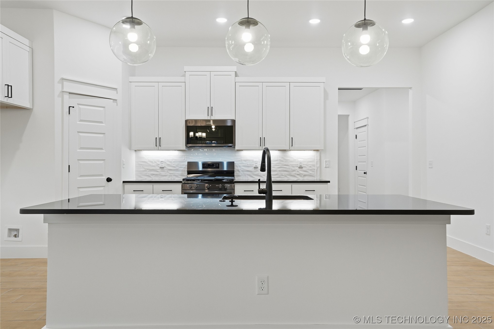 2068 E 129th Place S Property Photo 21