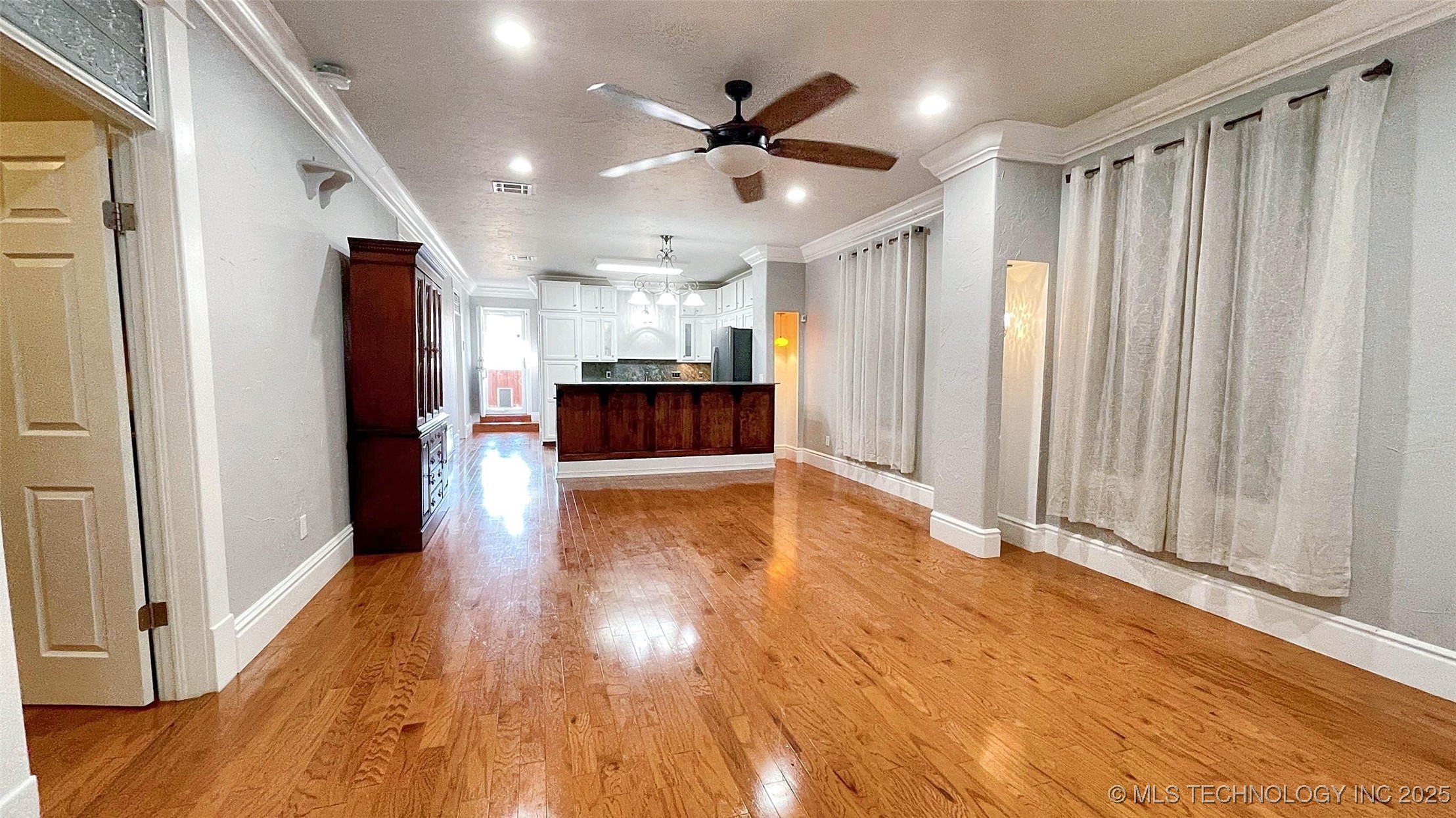 415 N Muskogee Avenue Property Photo 3