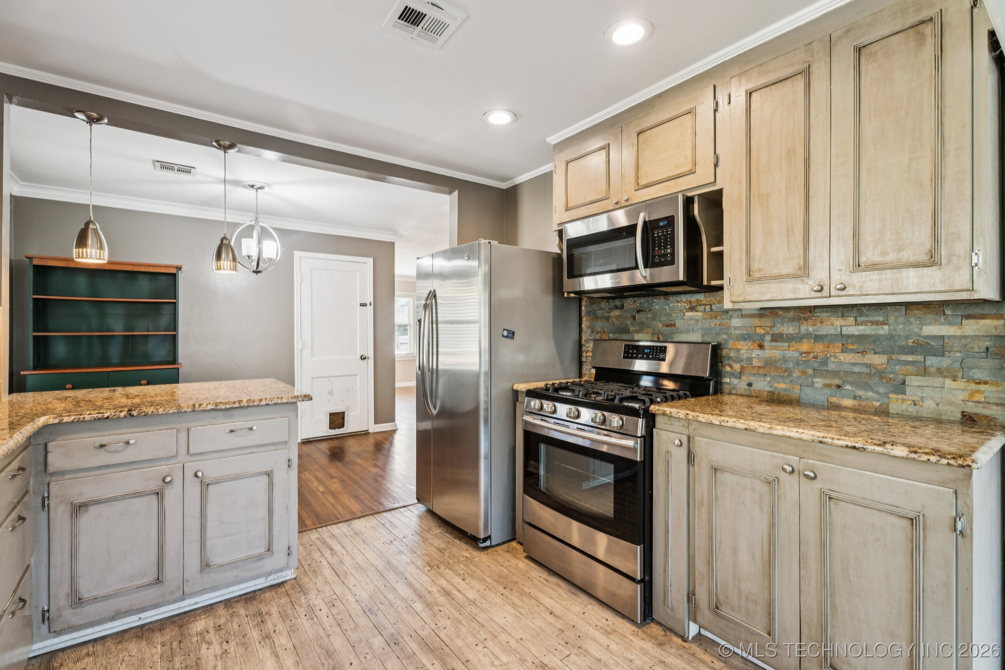 4638 S Rockford Avenue Property Photo 10