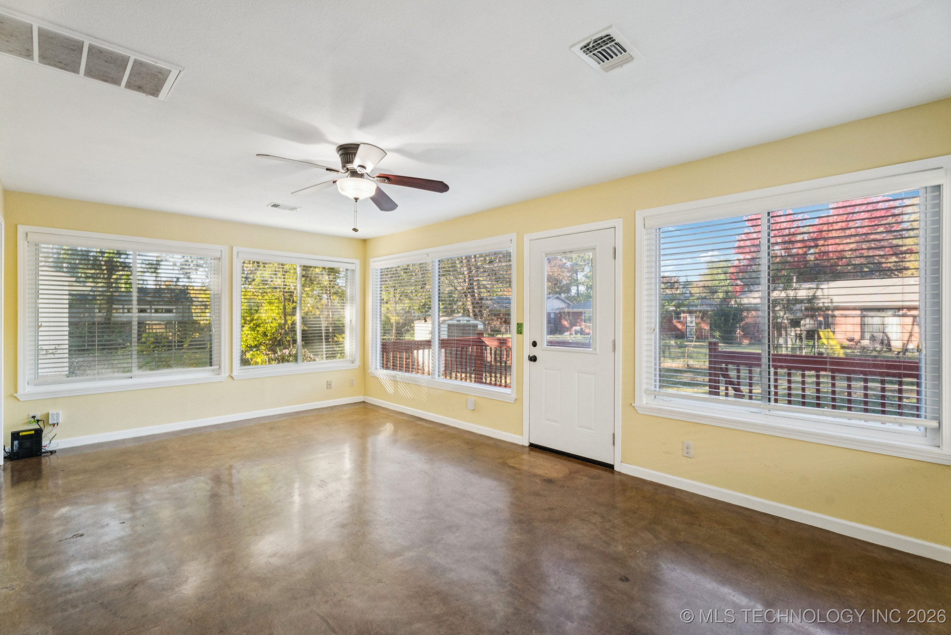 4638 S Rockford Avenue Property Photo 12