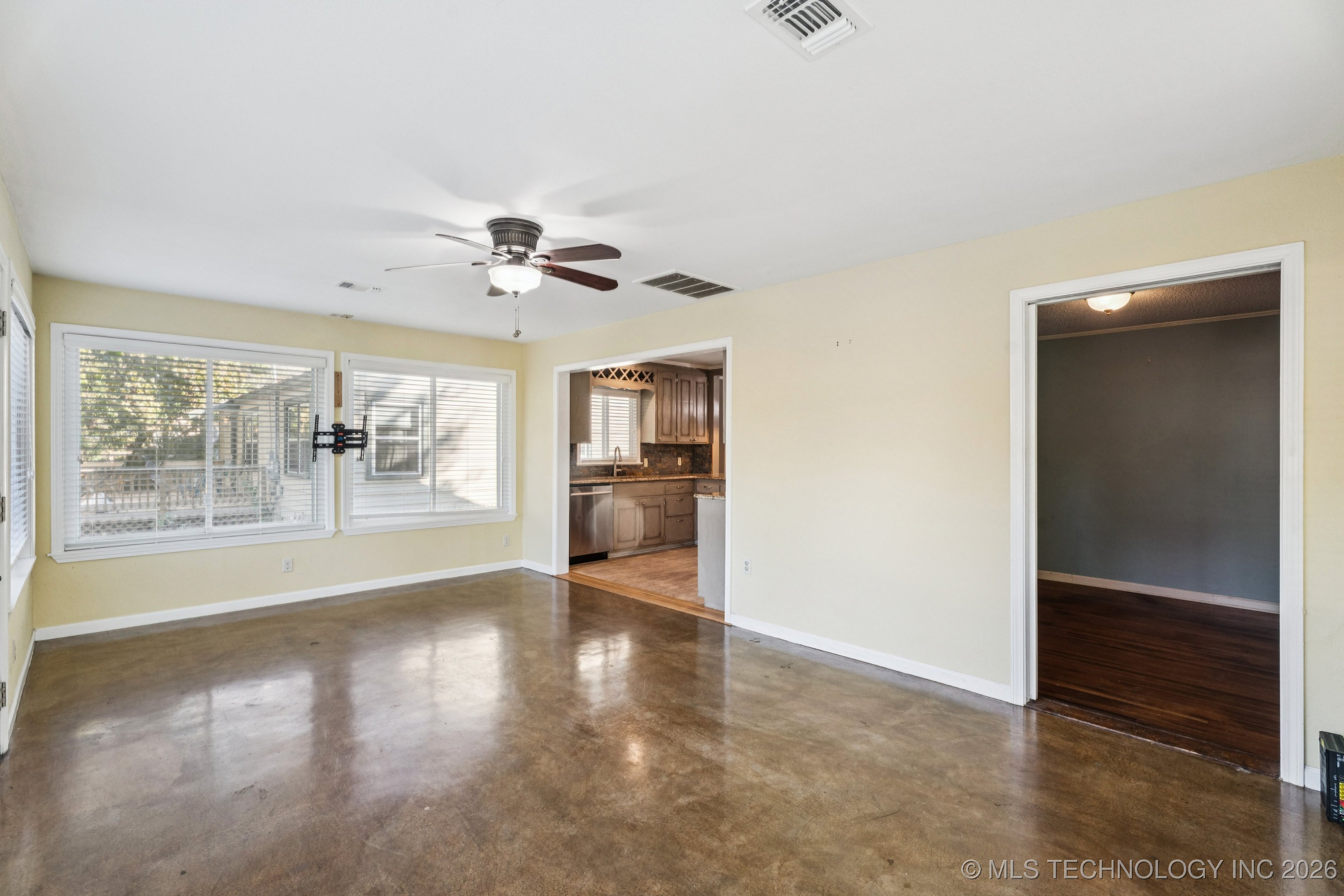 4638 S Rockford Avenue Property Photo 13