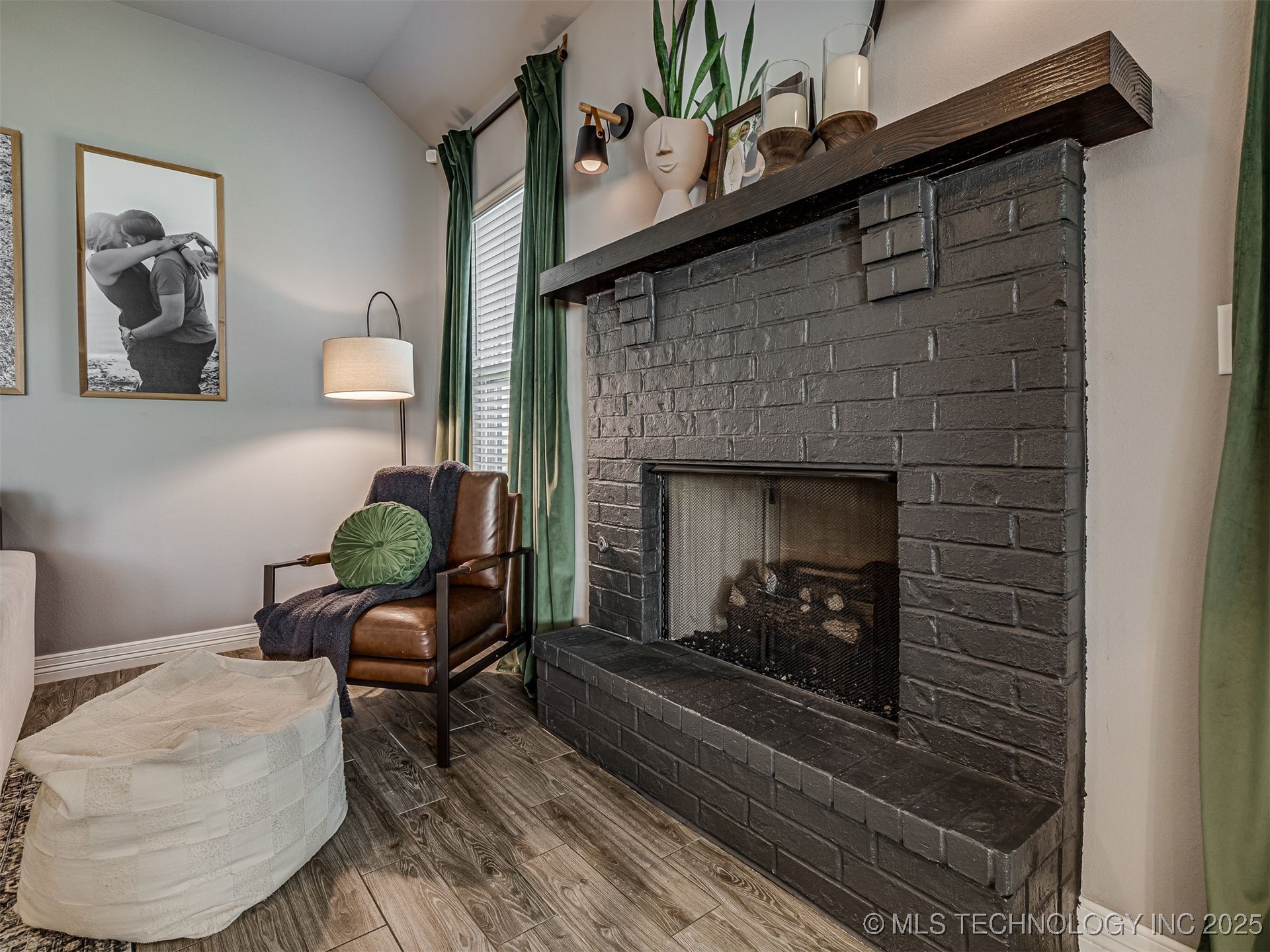 1415 E Jasper Place Property Photo 8