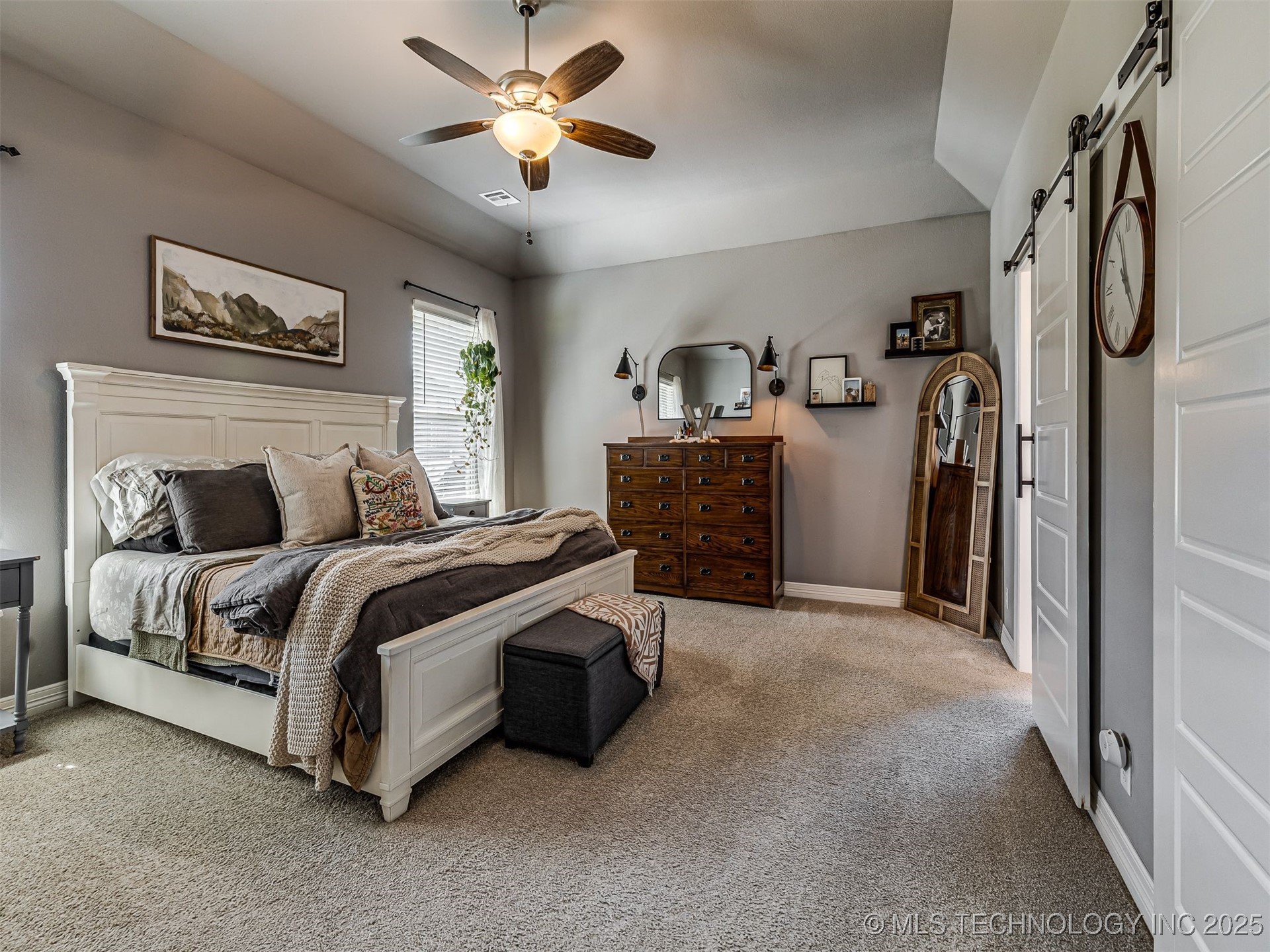 1415 E Jasper Place Property Photo 18