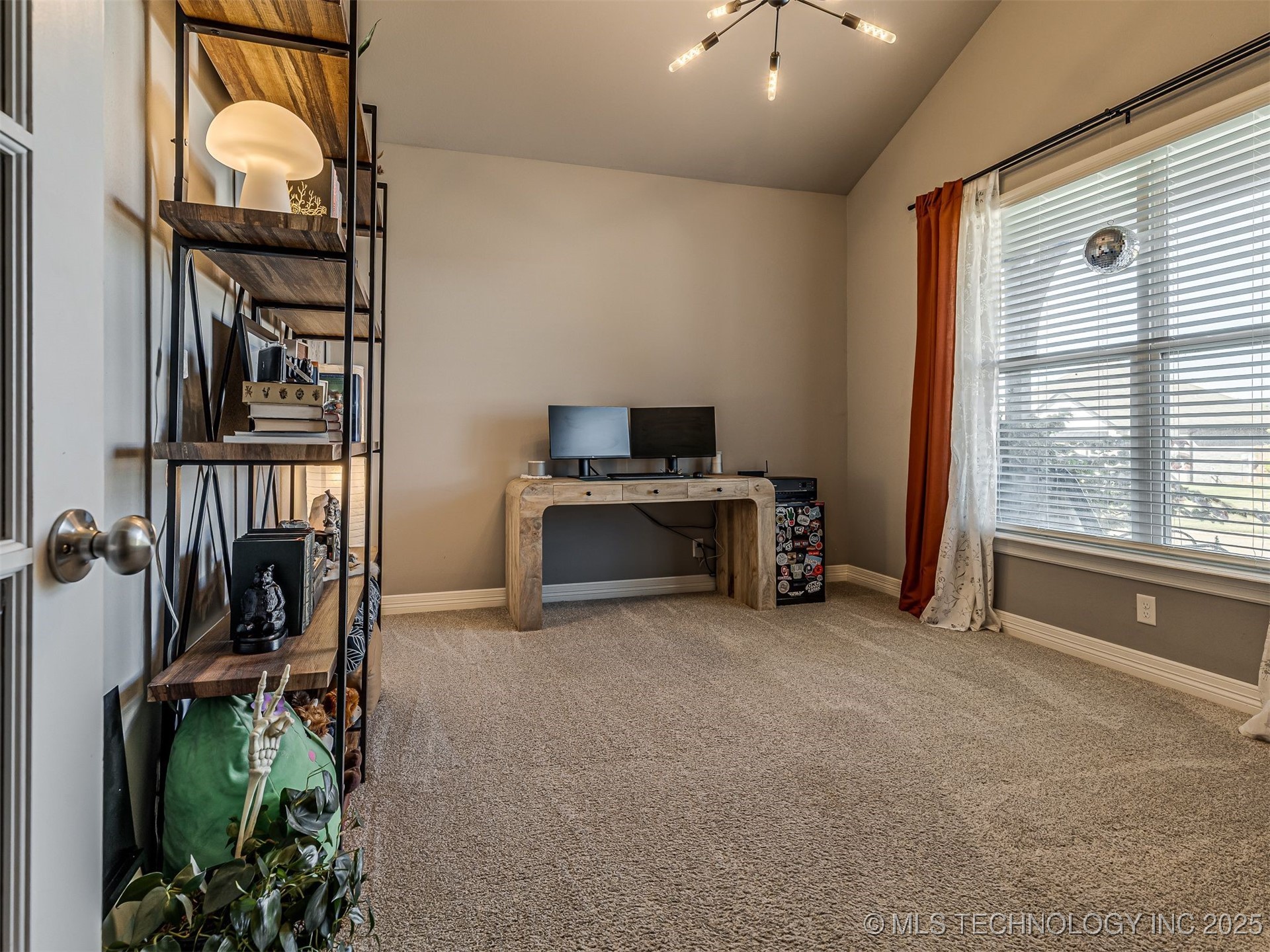 1415 E Jasper Place Property Photo 33