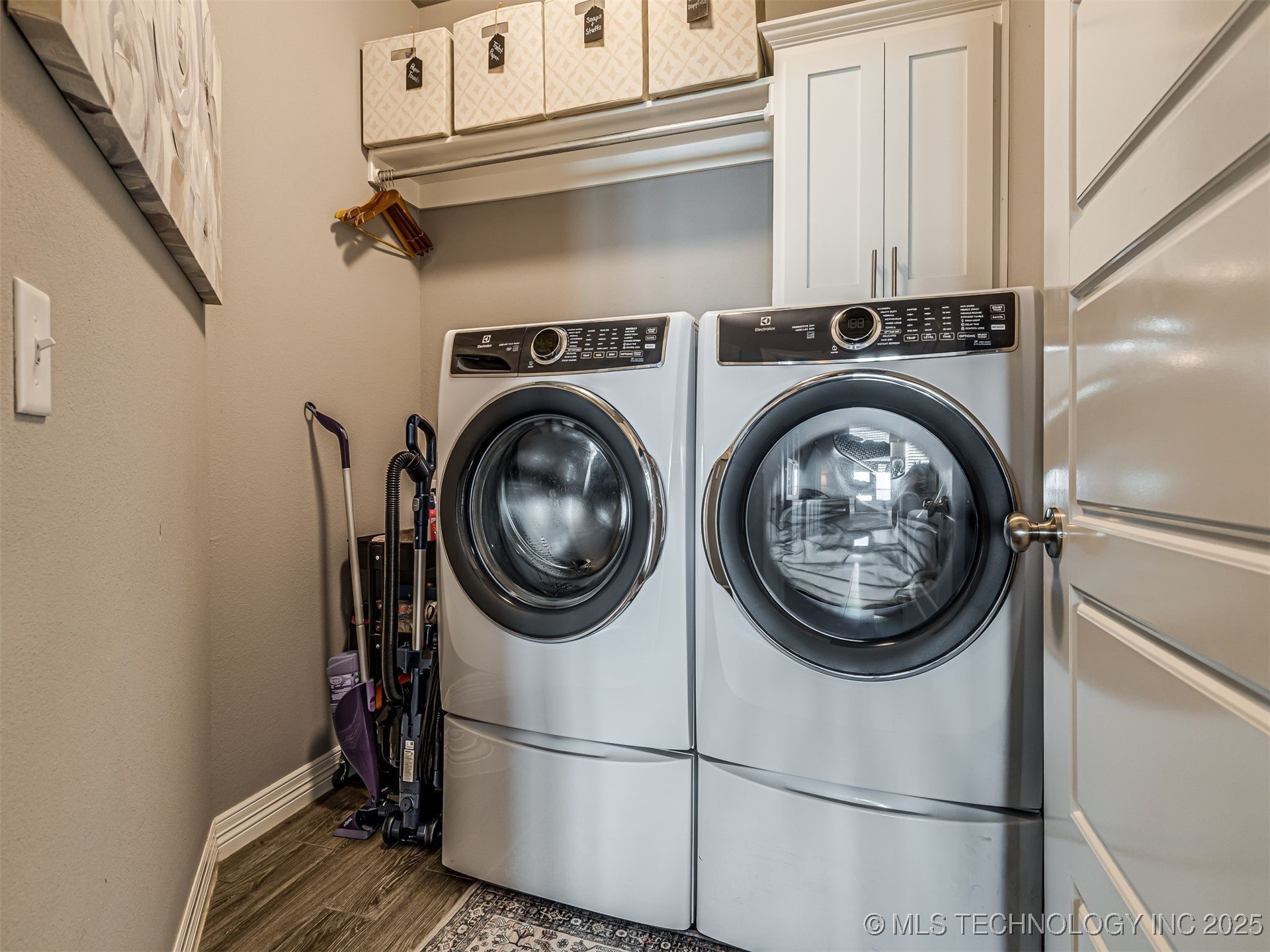 1415 E Jasper Place Property Photo 35