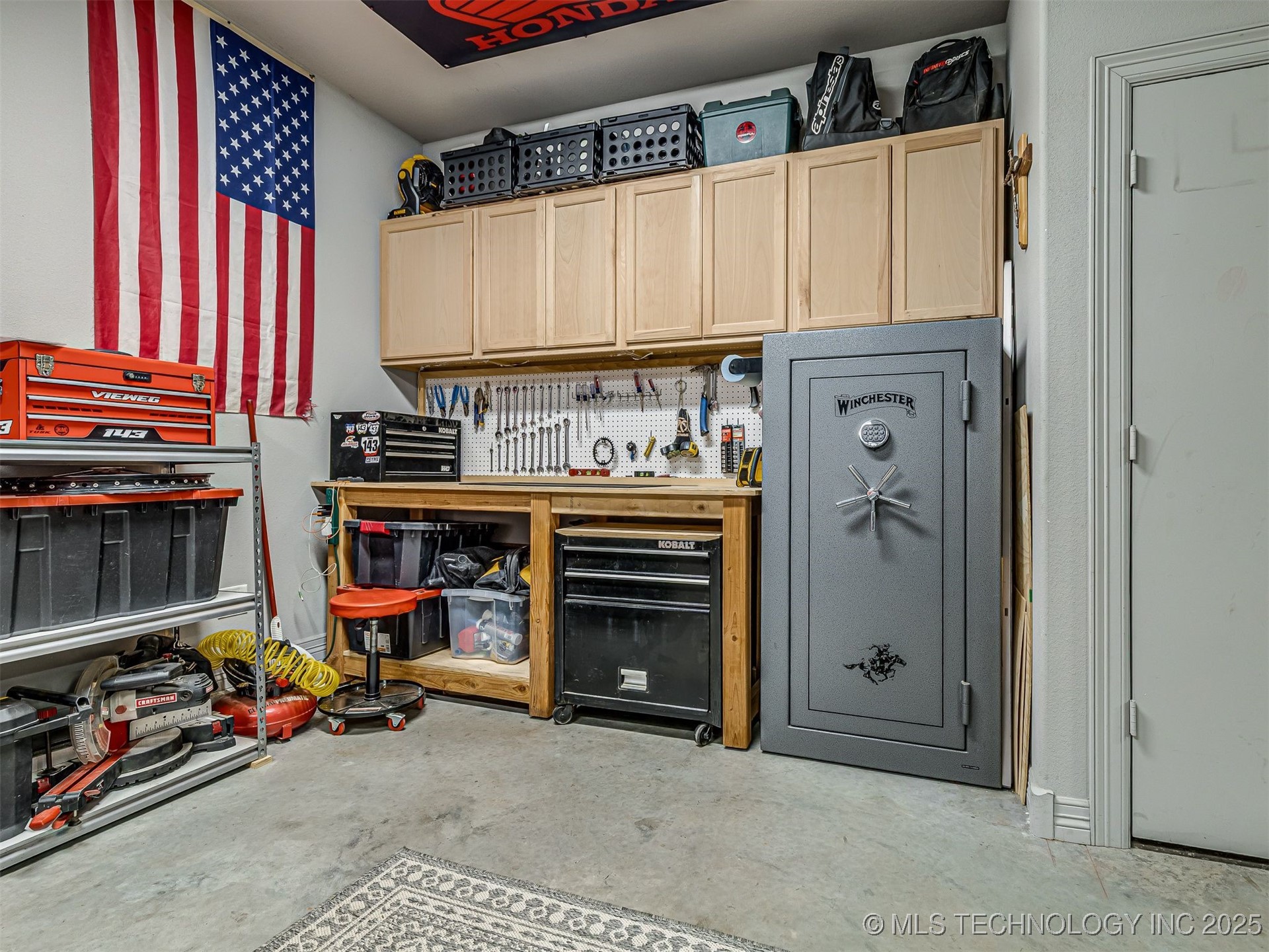 1415 E Jasper Place Property Photo 36