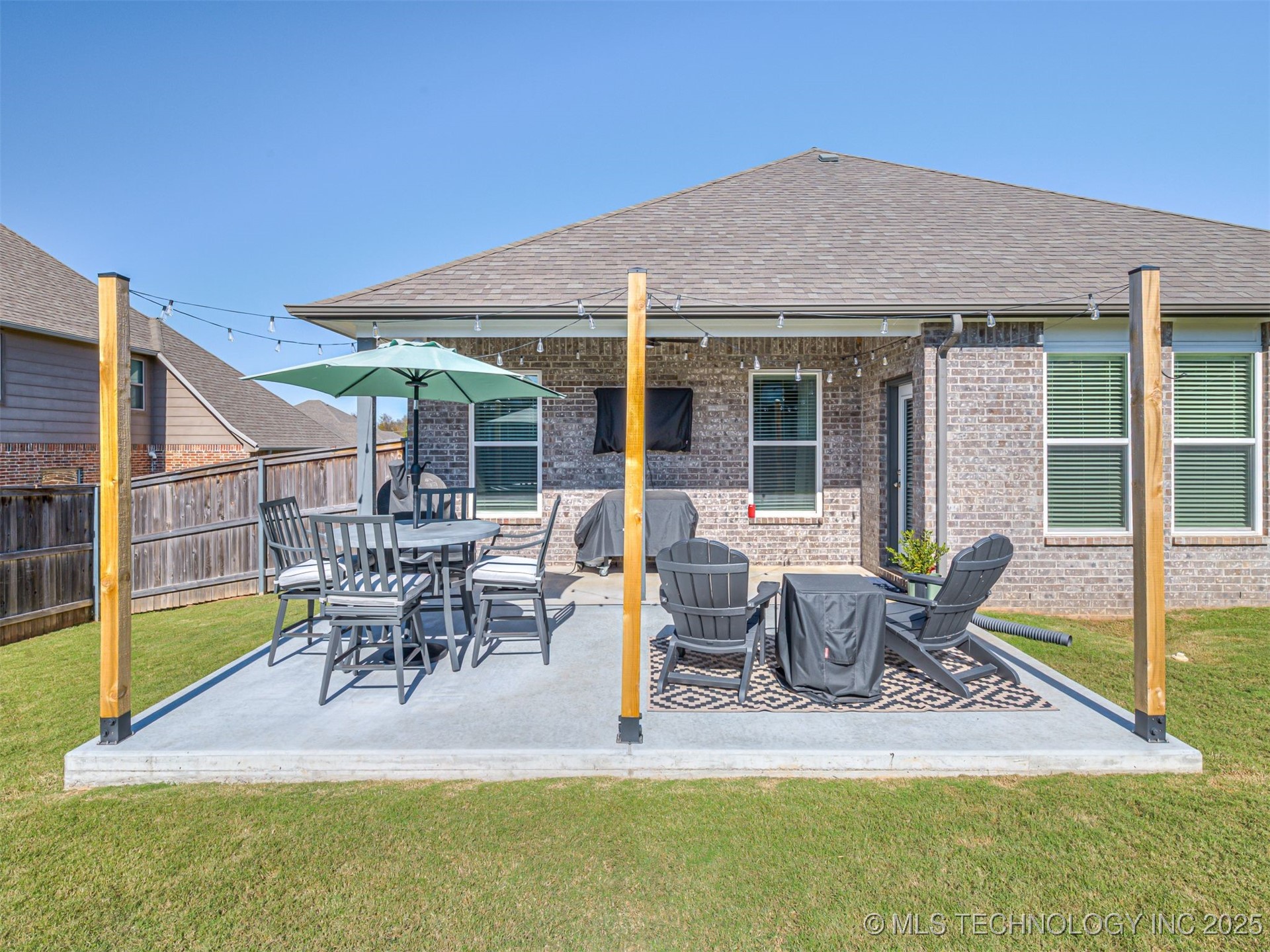 1415 E Jasper Place Property Photo 38