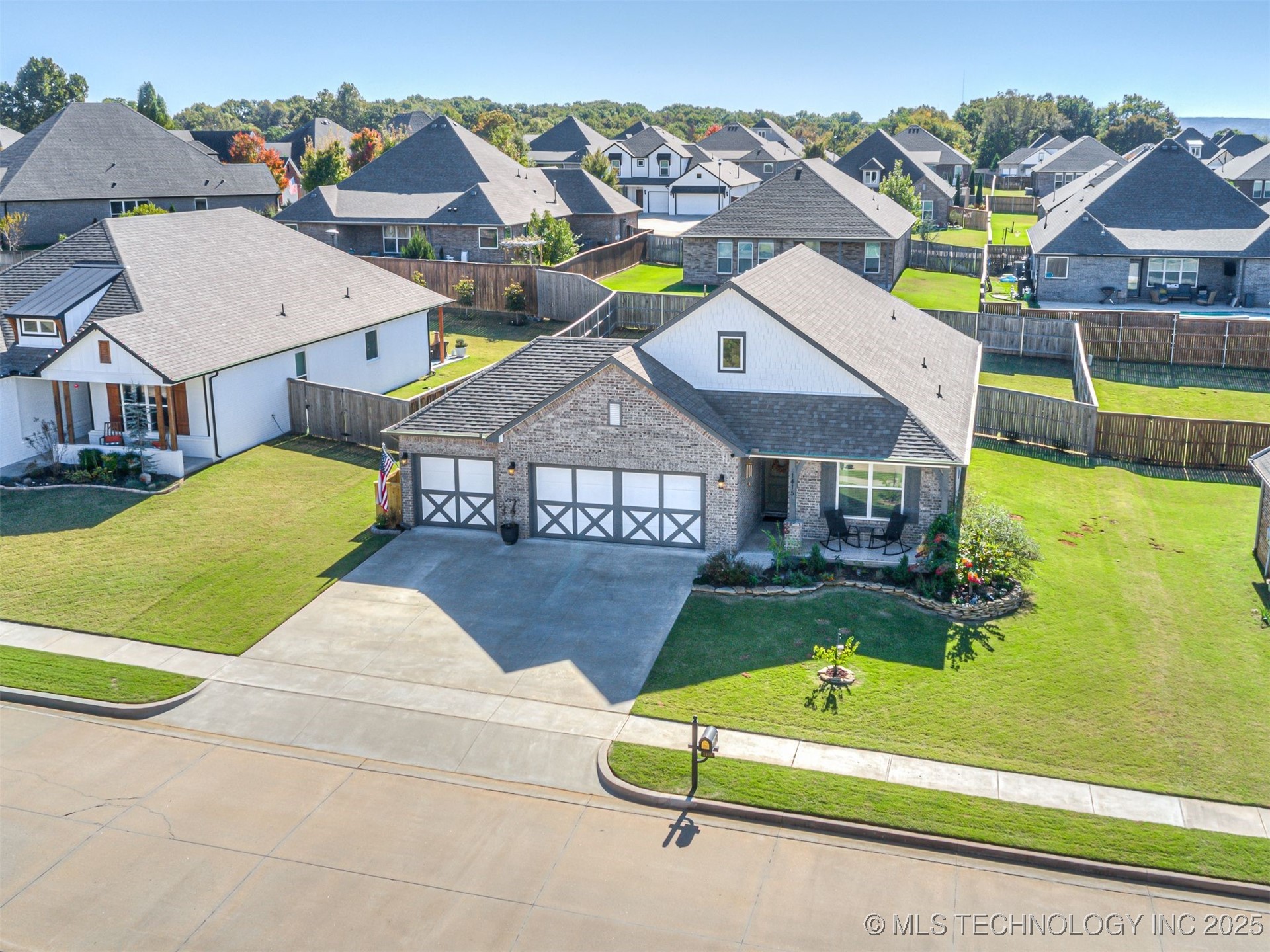 1415 E Jasper Place Property Photo 42