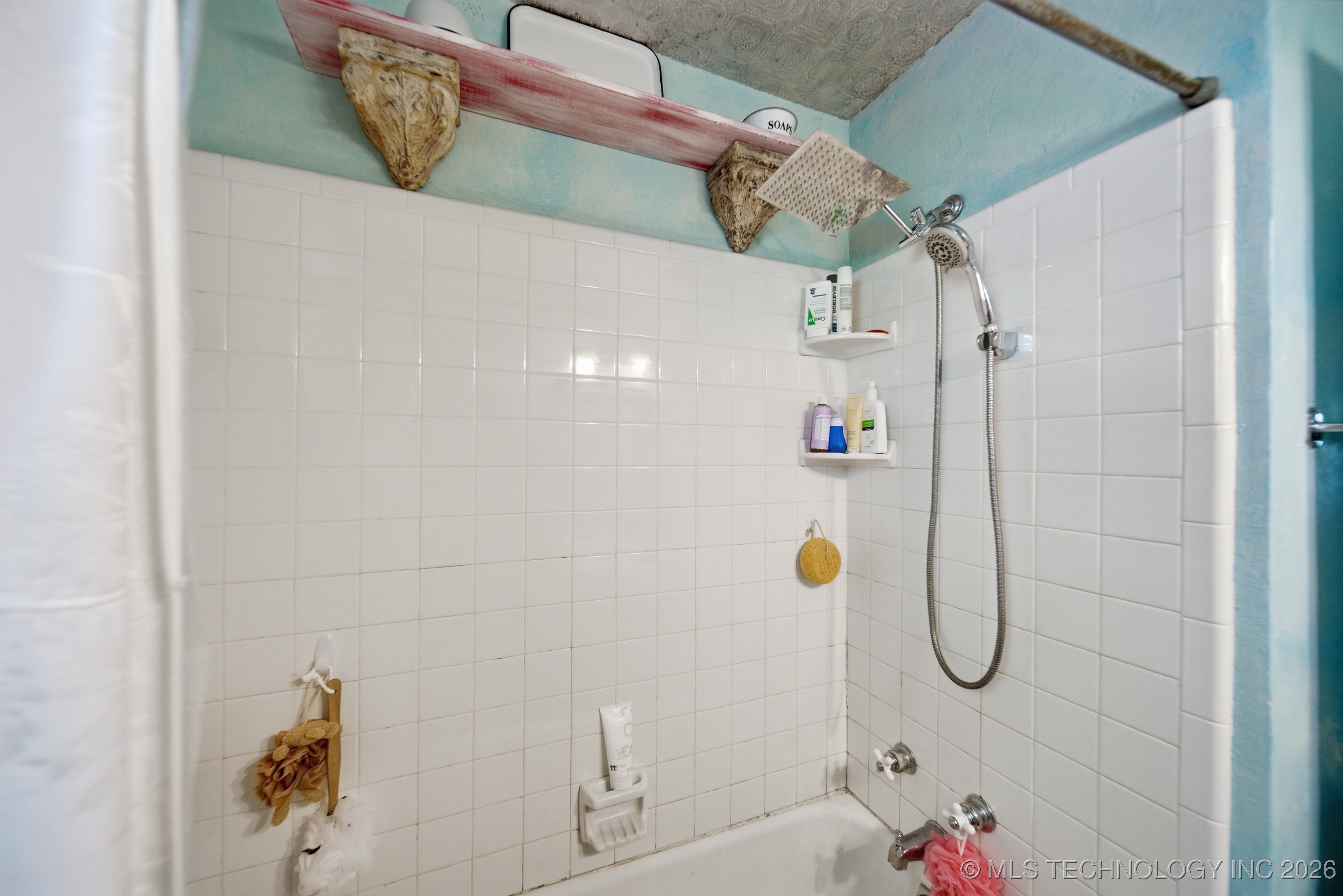 401 E College Street Property Photo 17